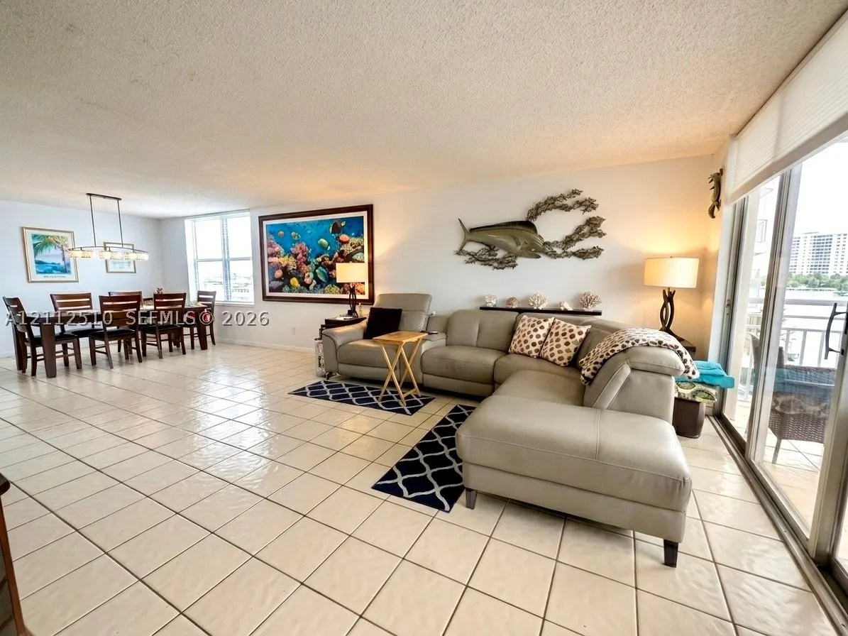 9250 W Bay Harbor Dr #4A