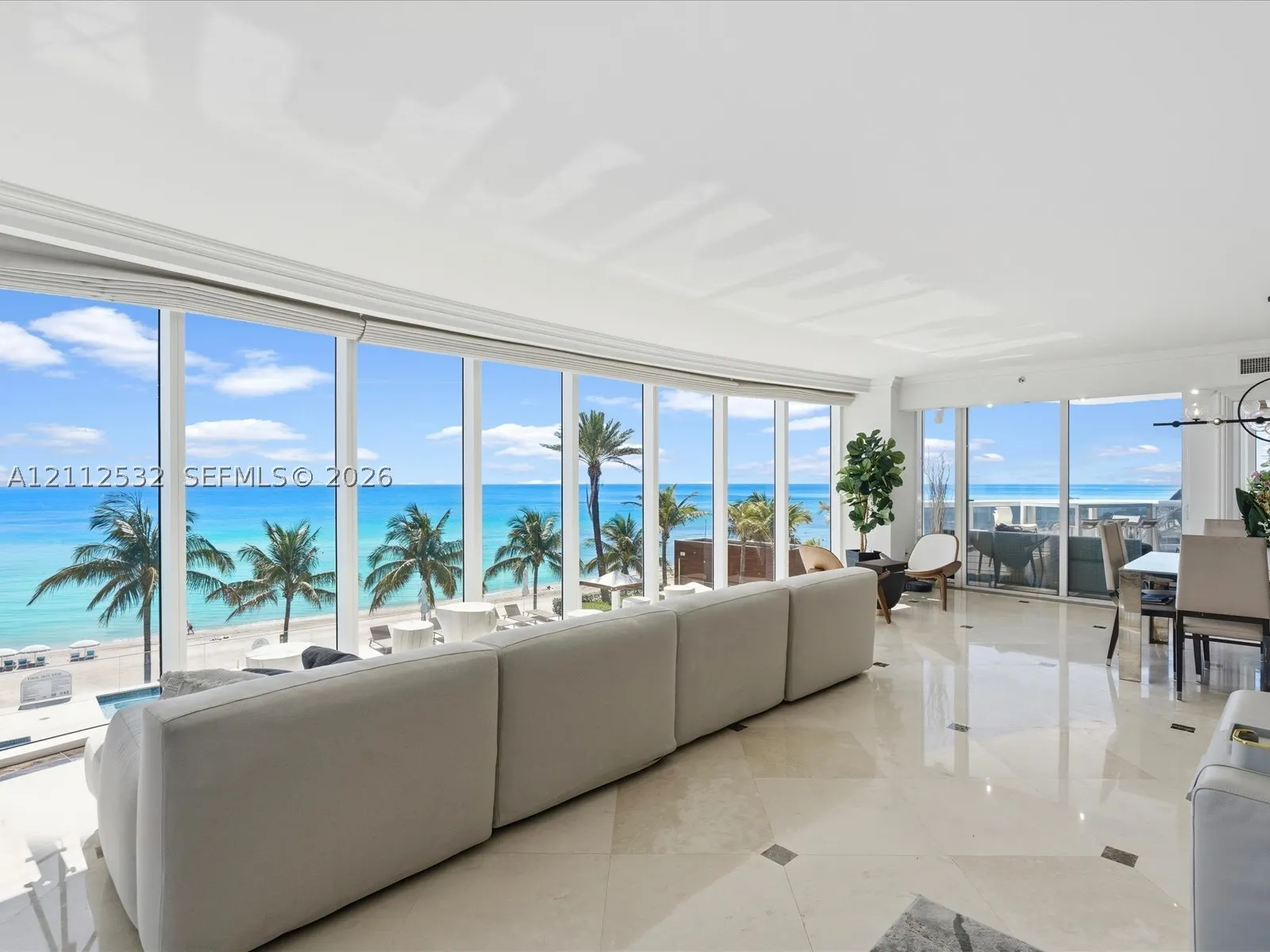 18911 Collins Ave #601