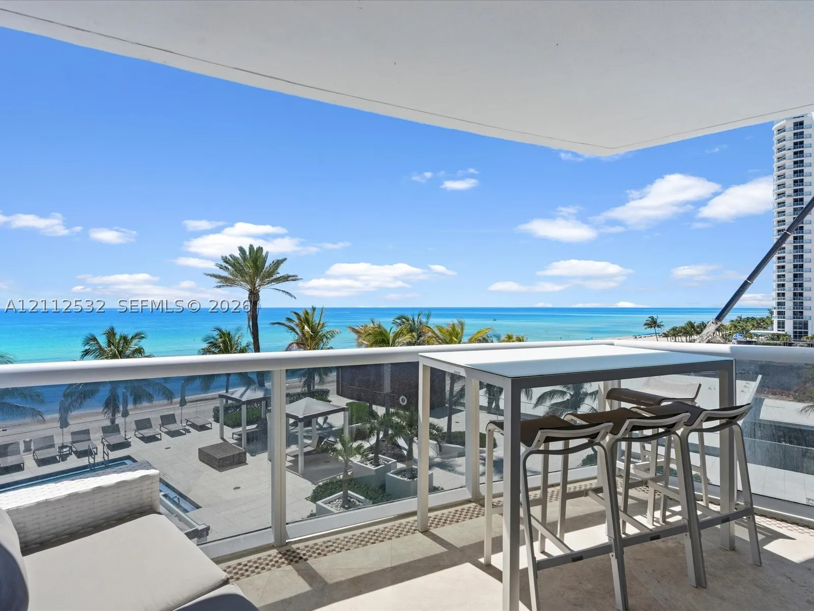 18911 Collins Ave #601