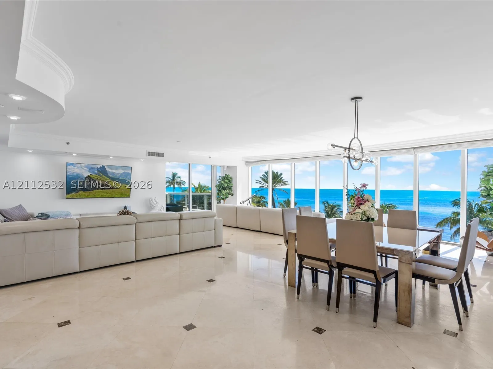 18911 Collins Ave #601