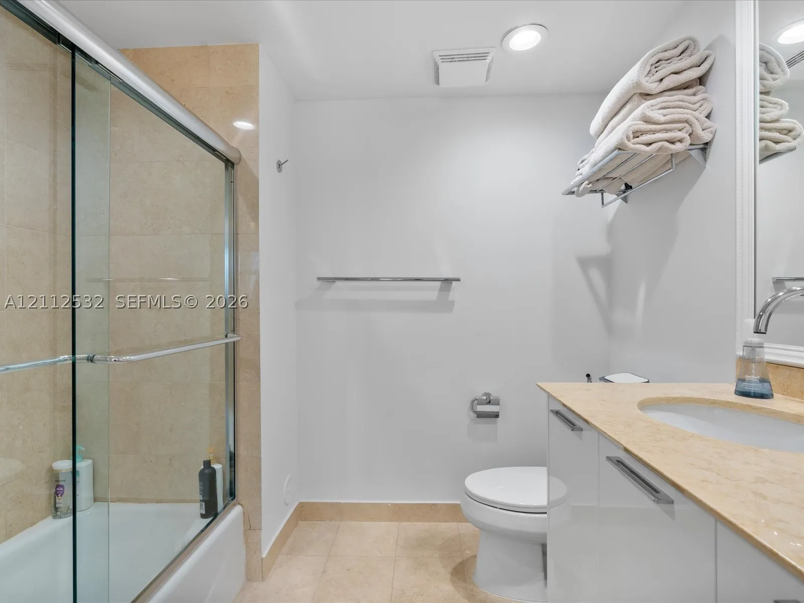 18911 Collins Ave #601