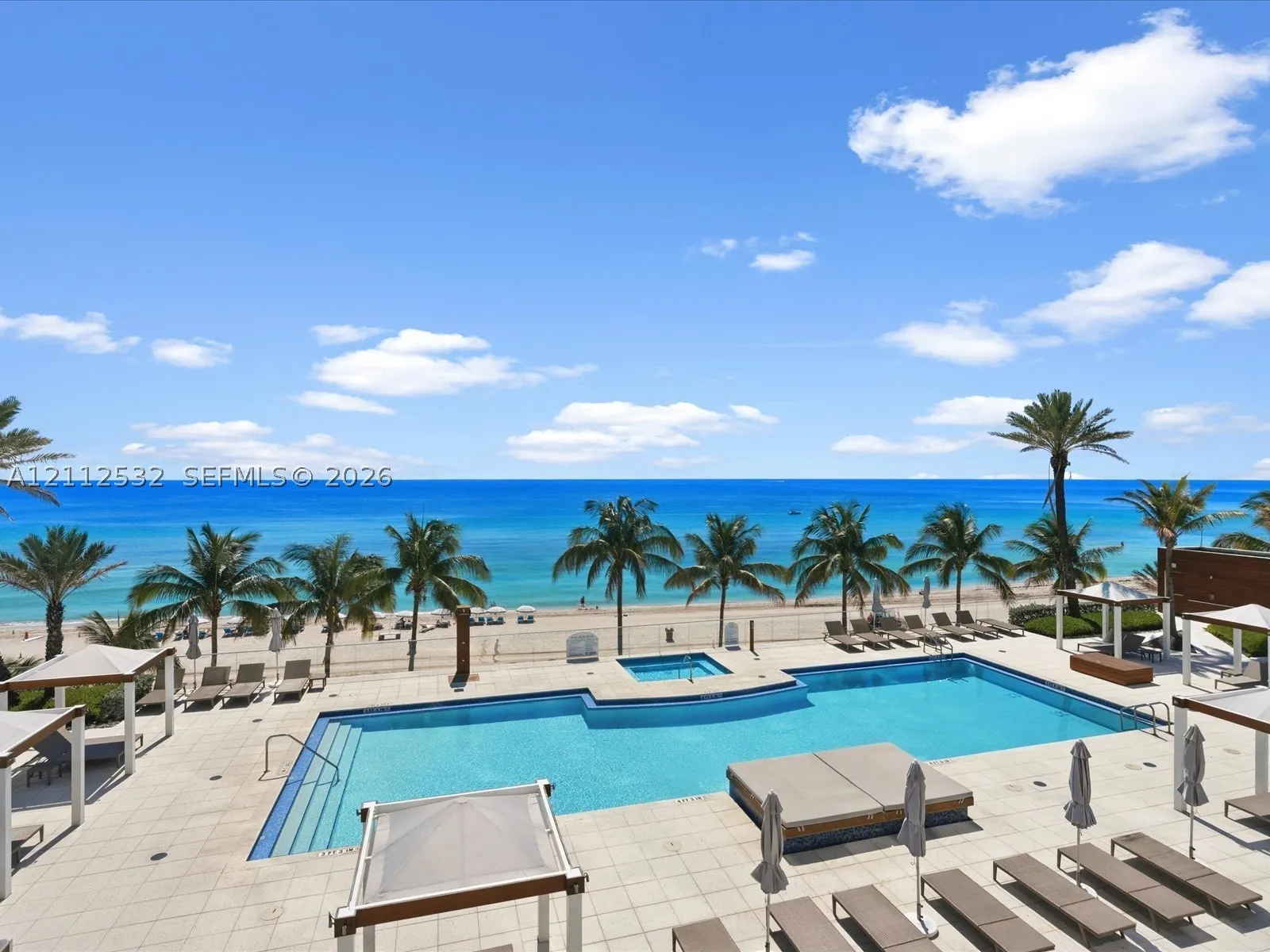 18911 Collins Ave #601