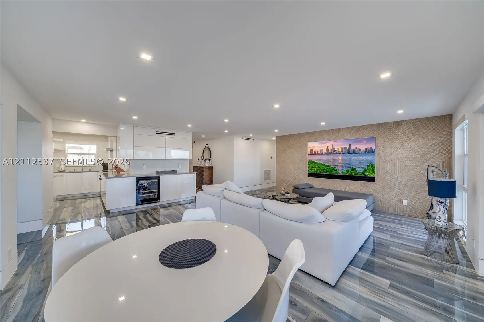 2871 N Ocean Blvd #R360