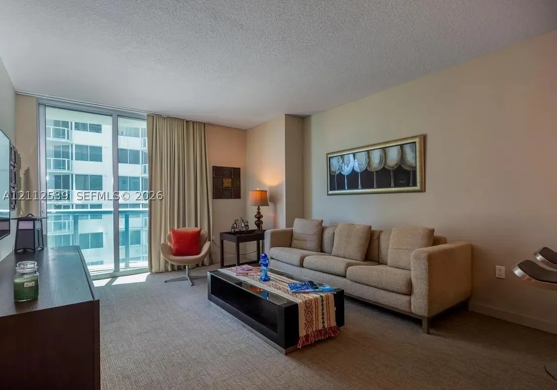 17315 Collins Ave #705
