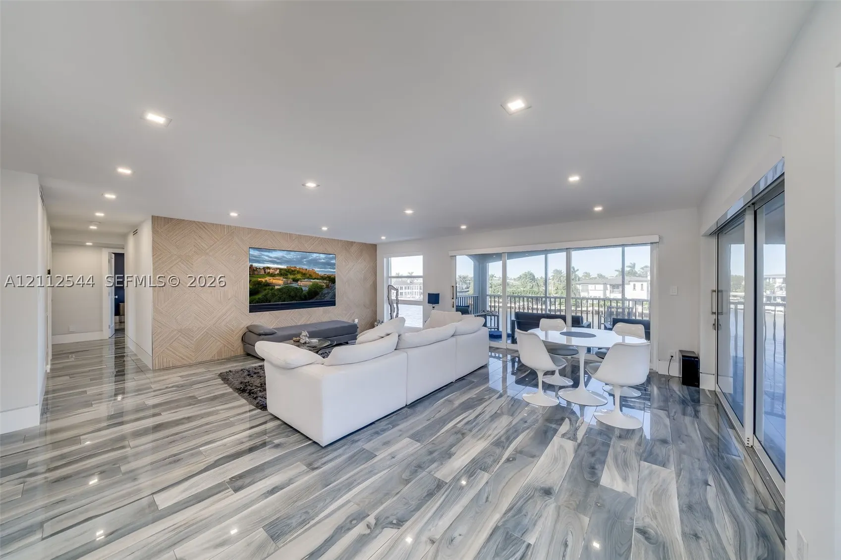 2871 N Ocean Blvd #R360