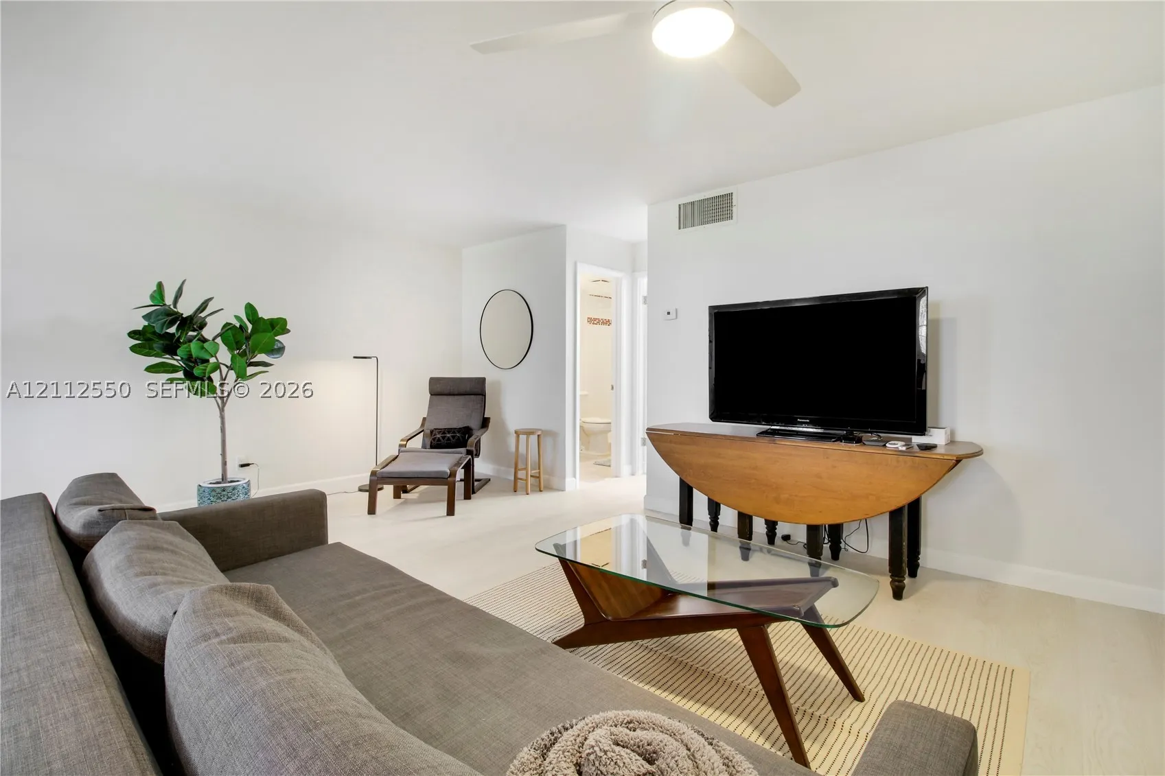 109 Paradise Harbour Blvd #406