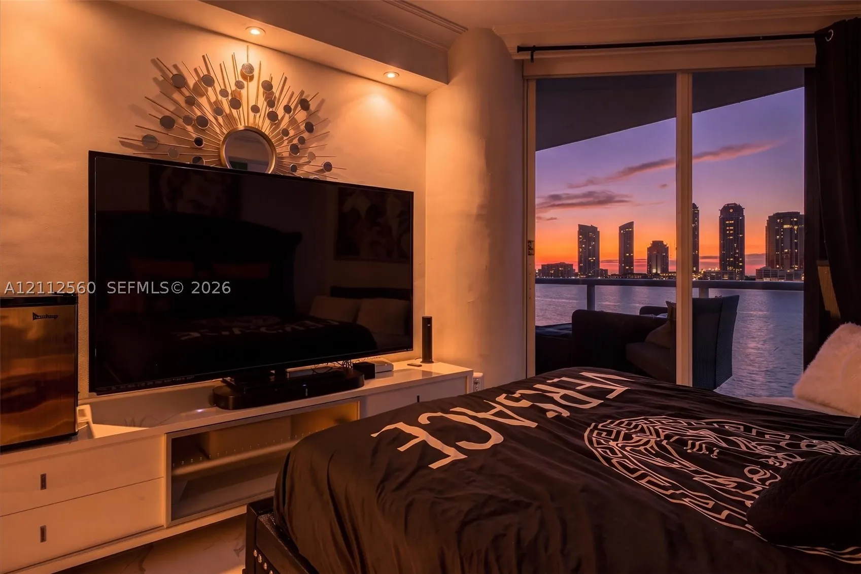 4000 Island Blvd #701