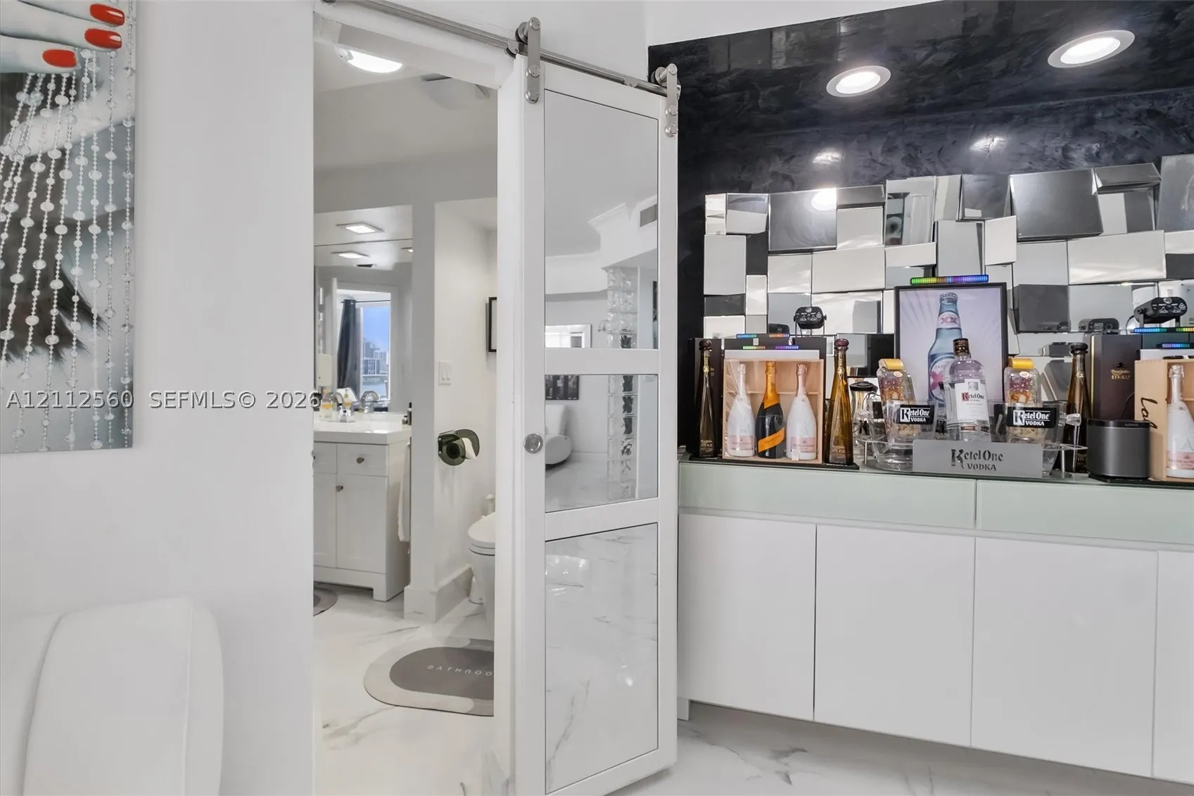 4000 Island Blvd #701