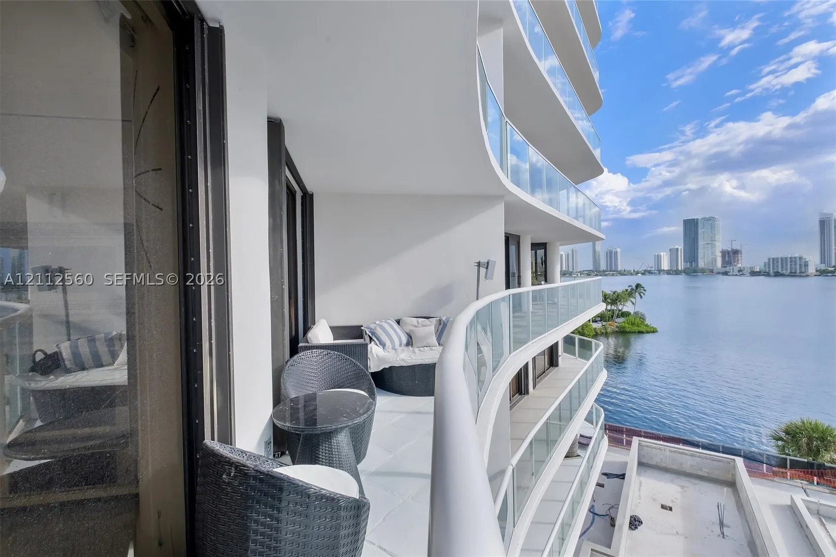 4000 Island Blvd #701