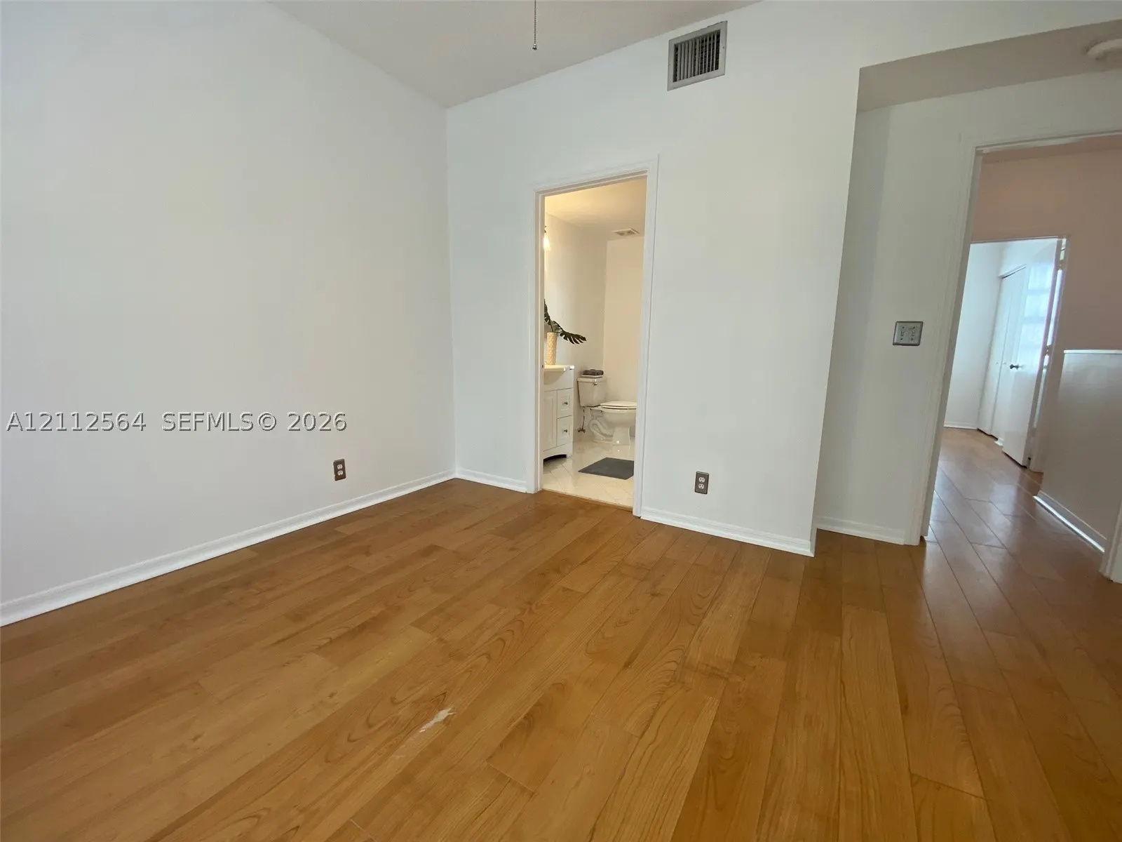 1809 Salerno Cir