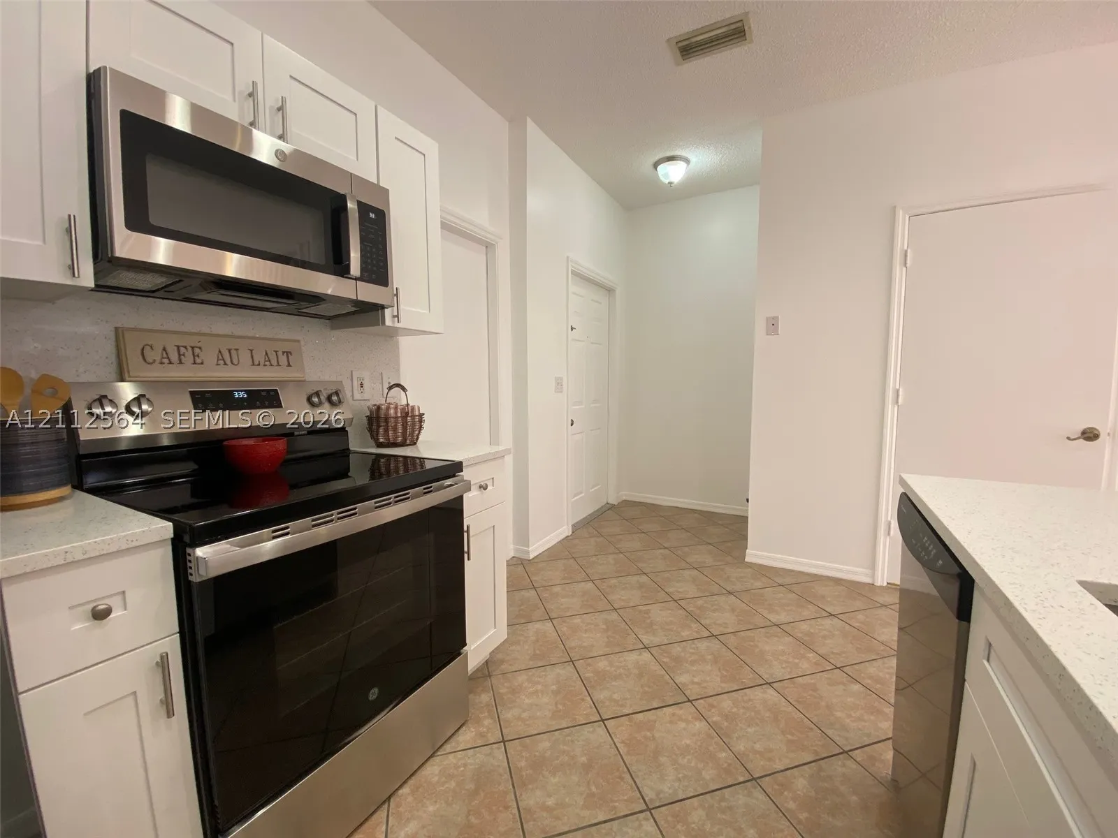 1809 Salerno Cir