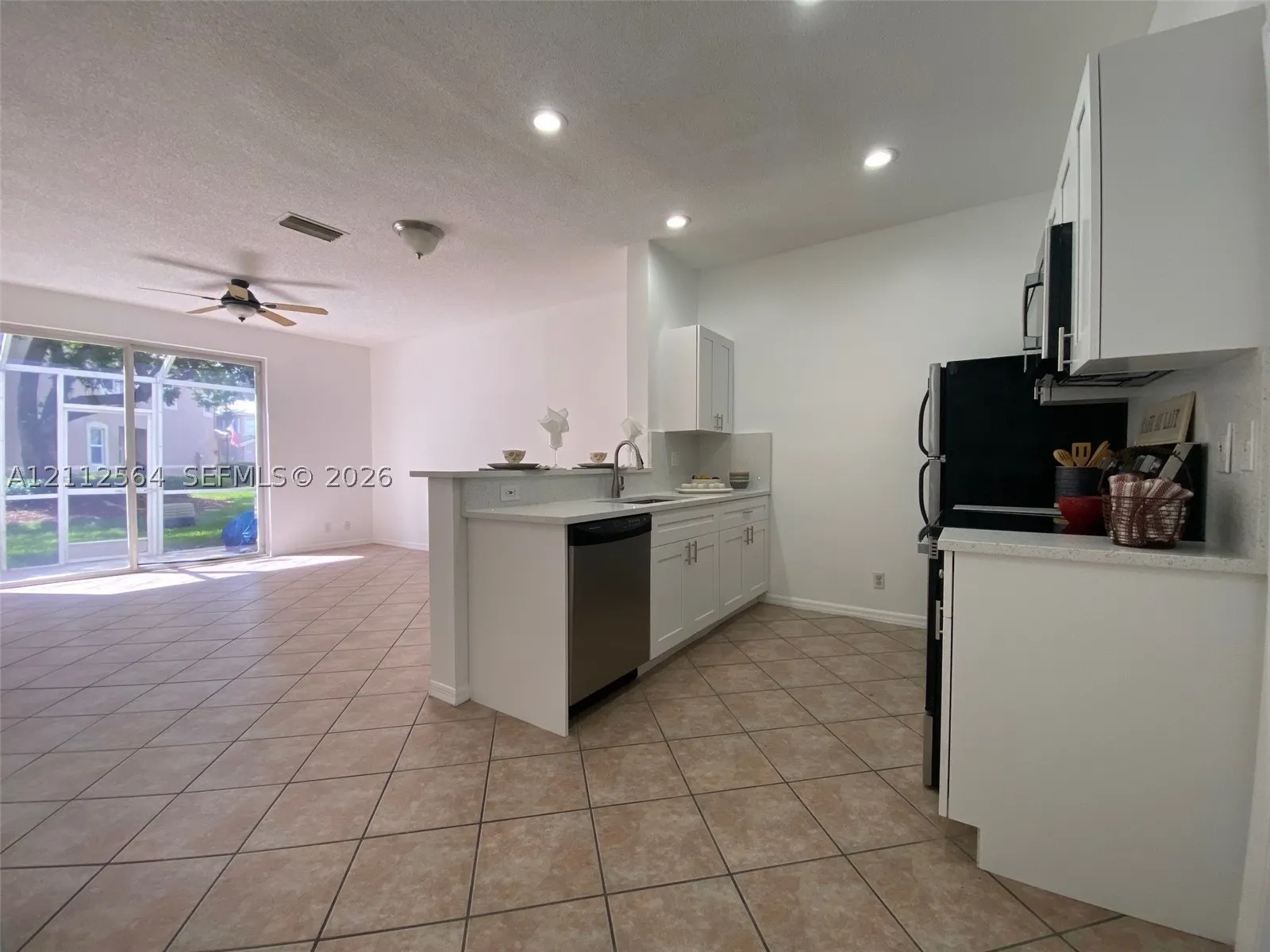 1809 Salerno Cir