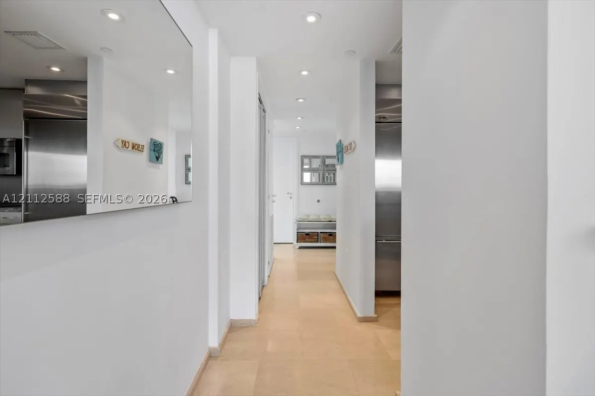 540 West Ave #1914