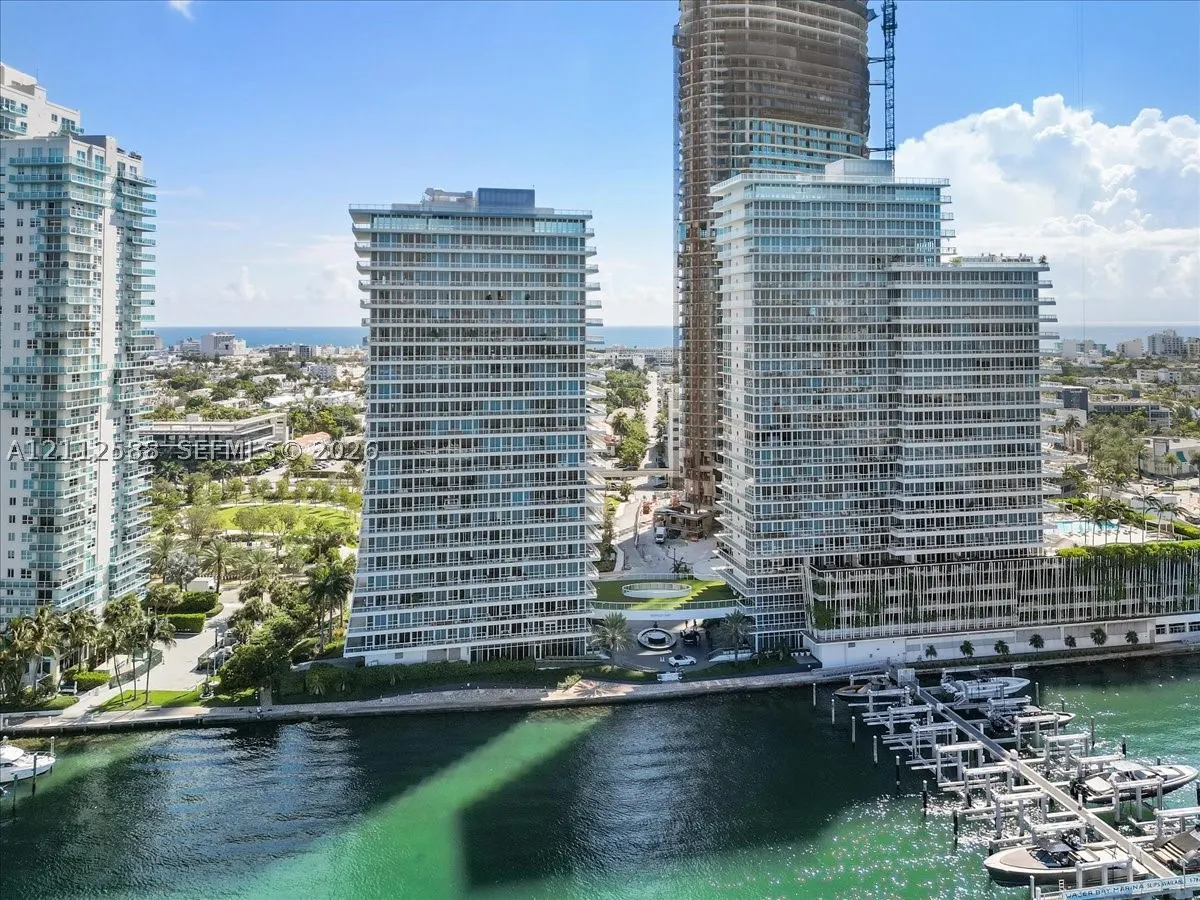 540 West Ave #1914