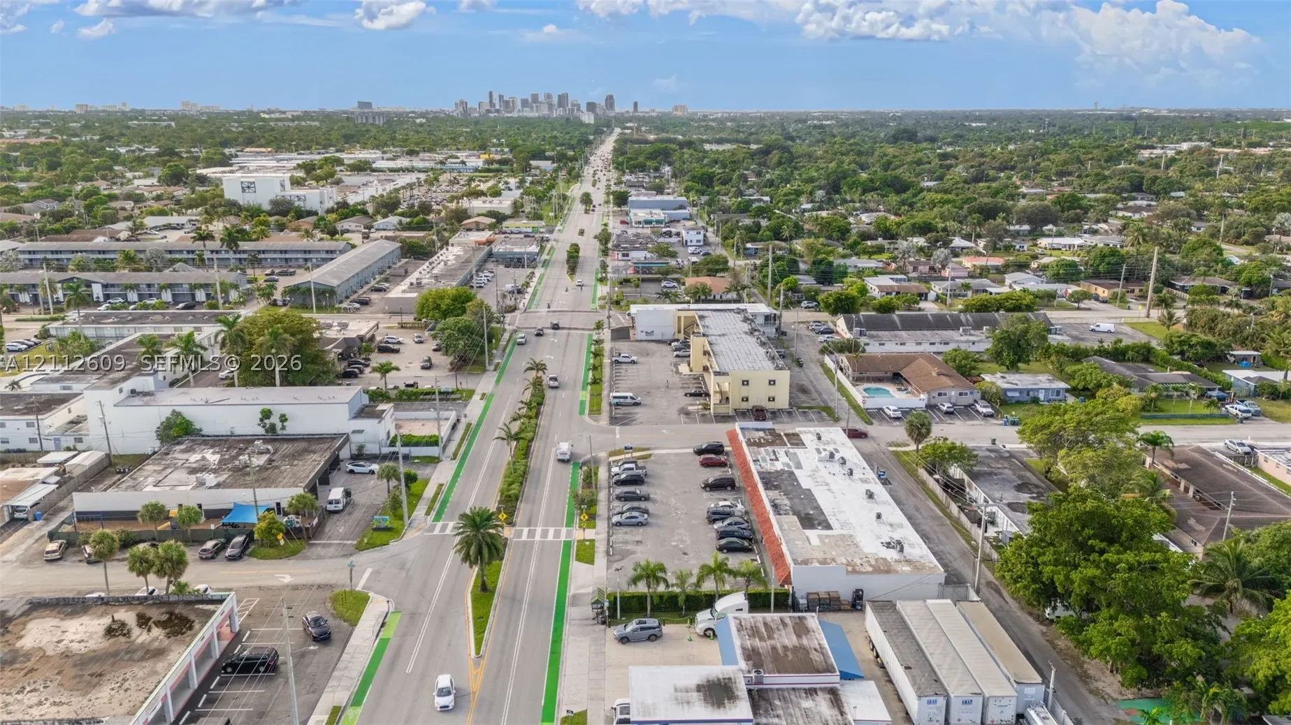 3901 N Andrews Ave #3921 & 3925
