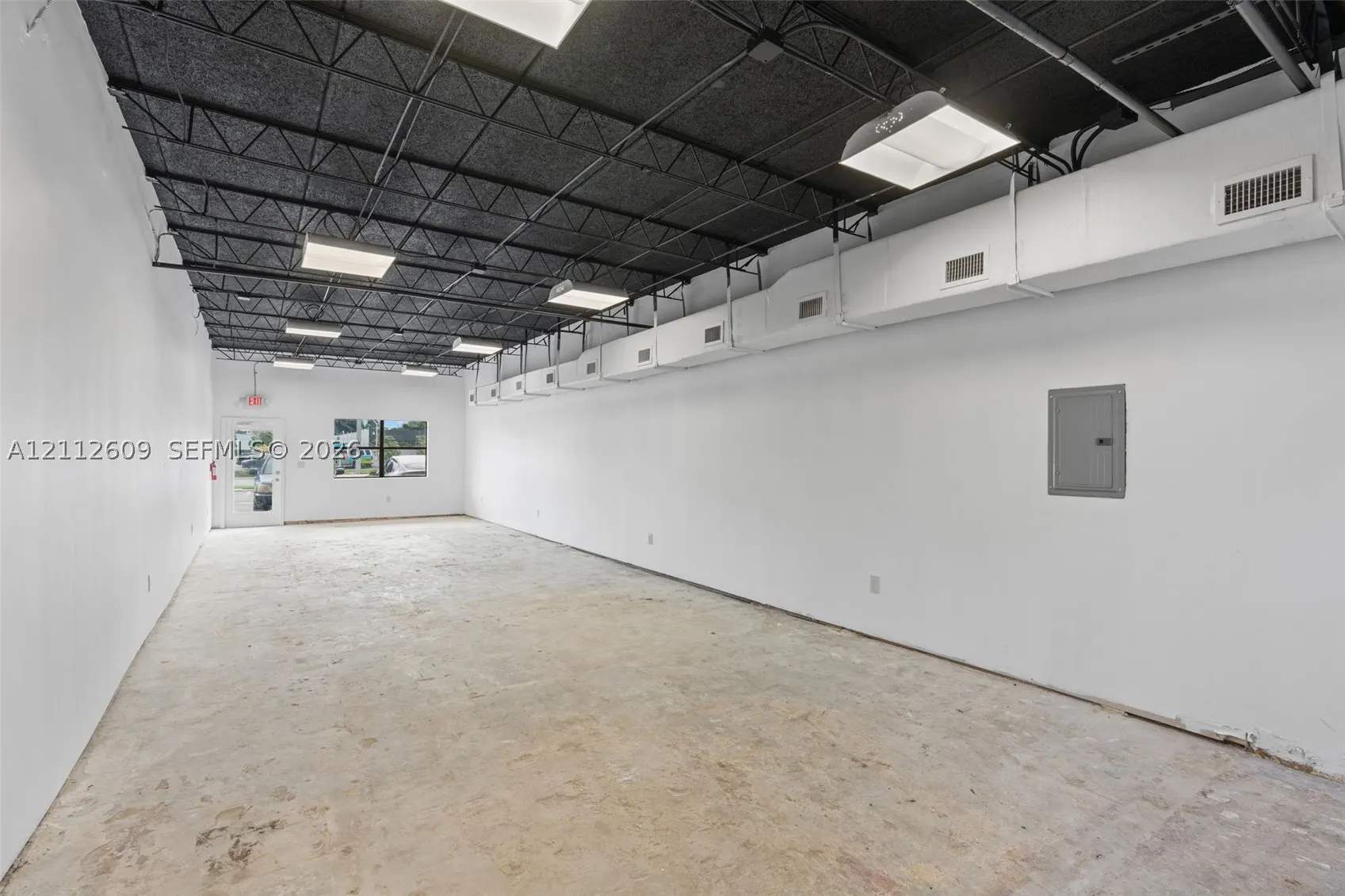 3901 N Andrews Ave #3921 & 3925
