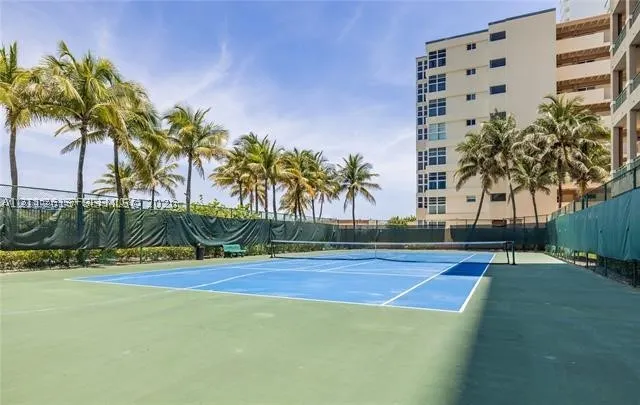 2080 S Ocean Dr #202
