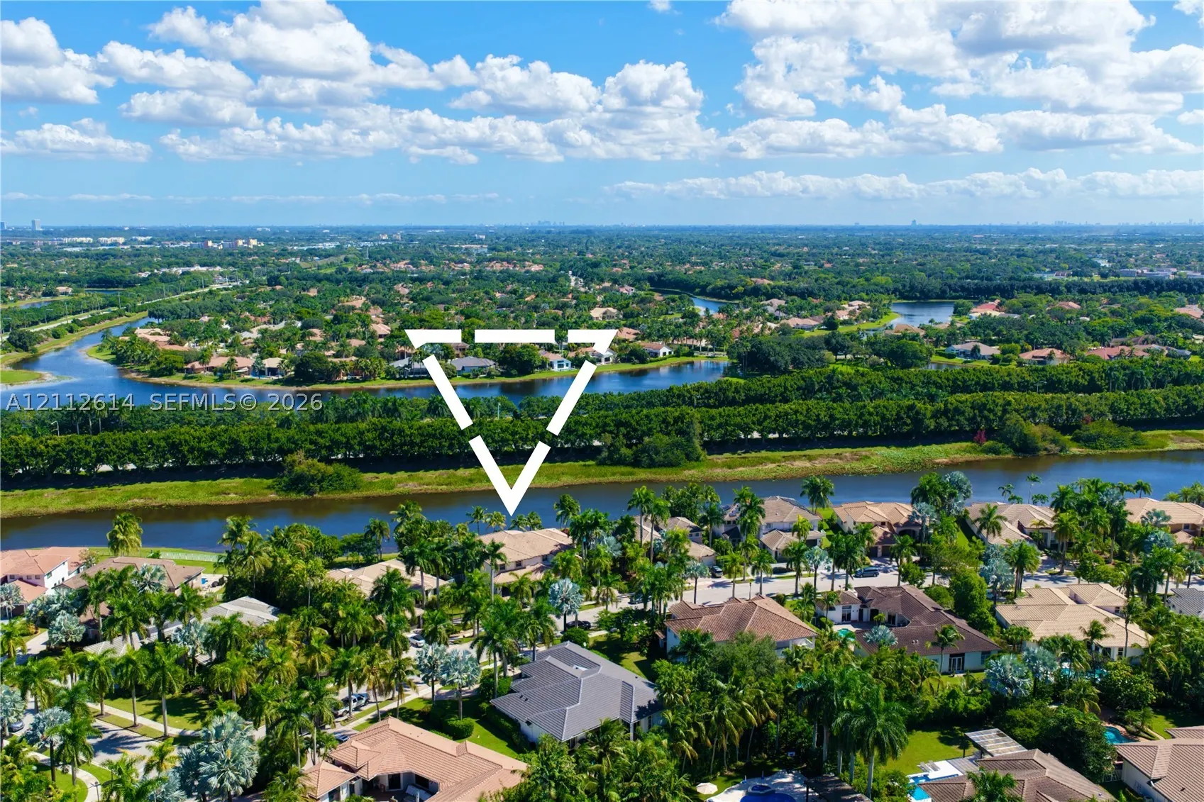 1422 Victoria Isle Dr