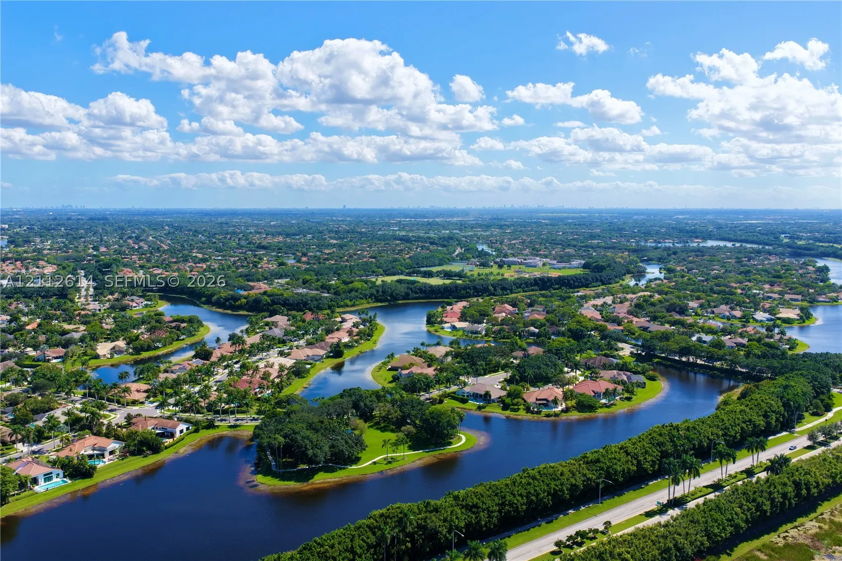 1422 Victoria Isle Dr