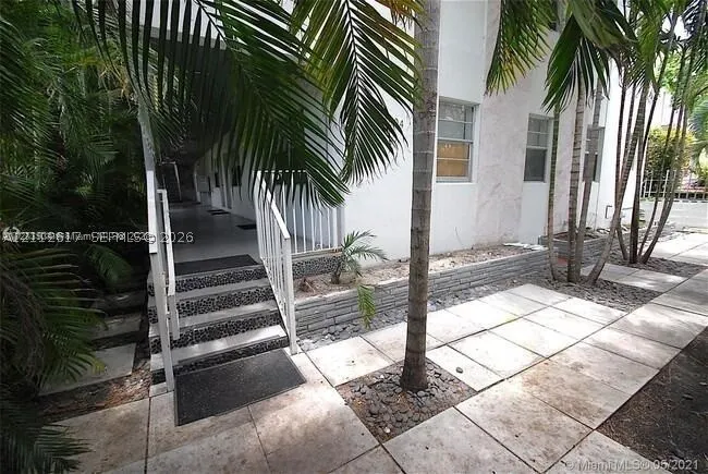 1604 Drexel Ave #201