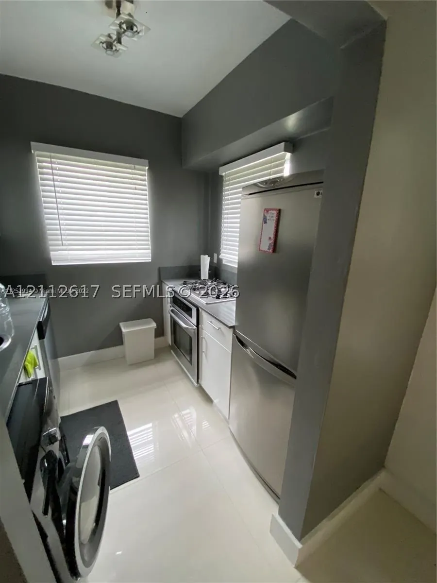 1604 Drexel Ave #201