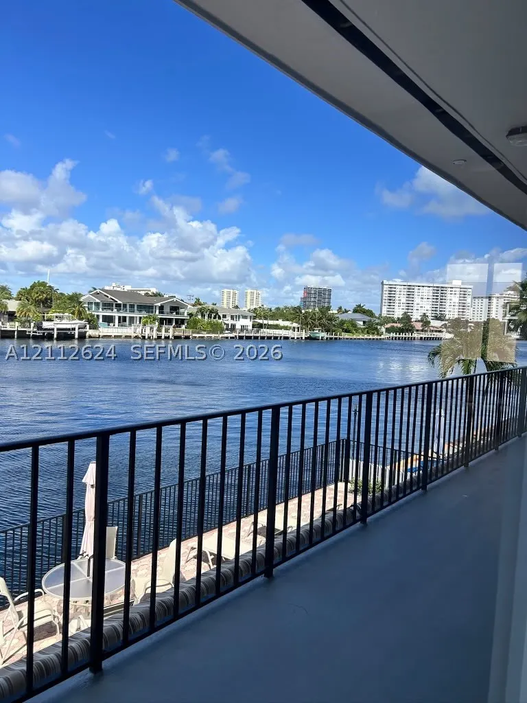 3113 S Ocean Dr #302