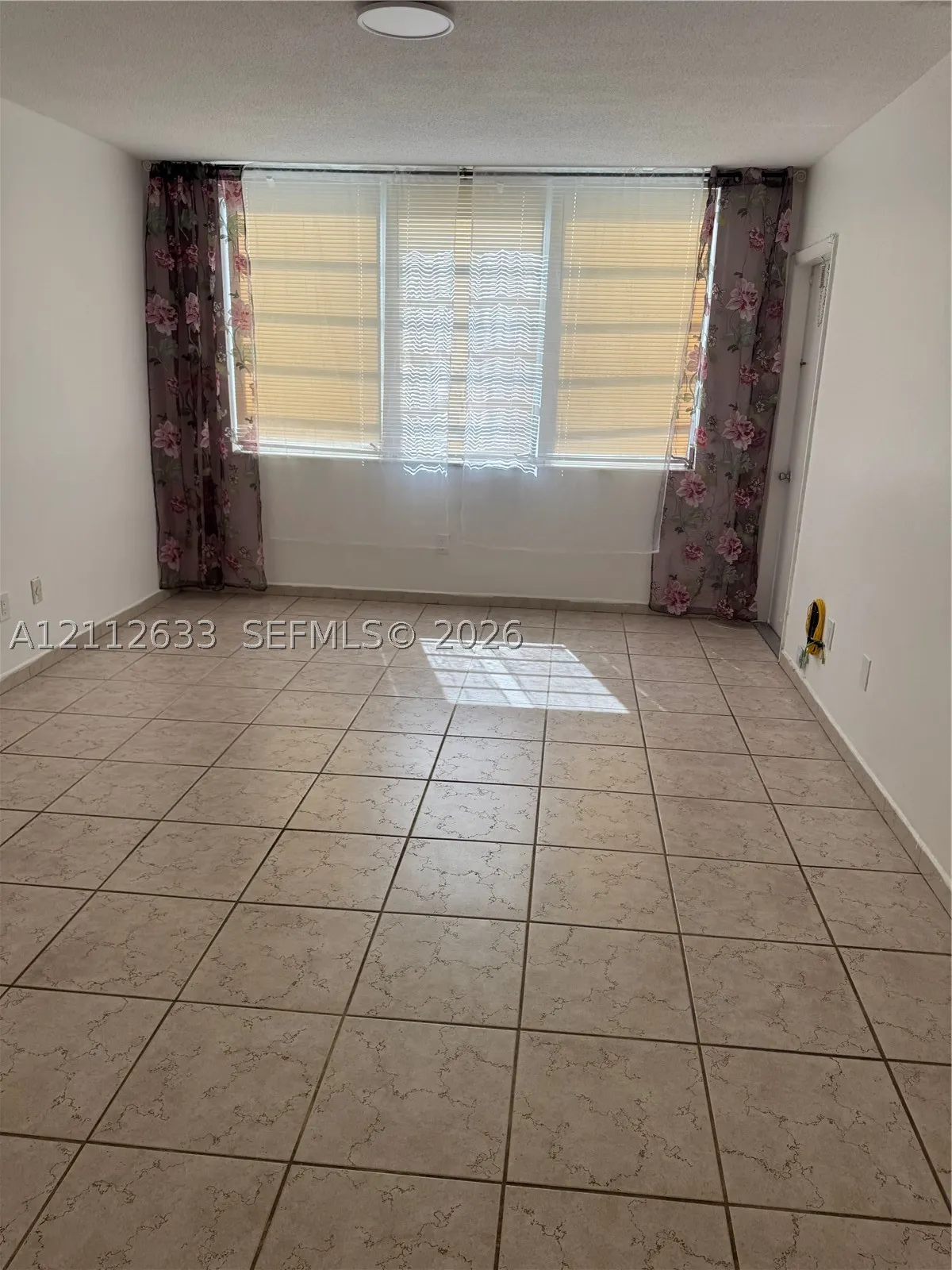 1770 NE 191st St #104-1