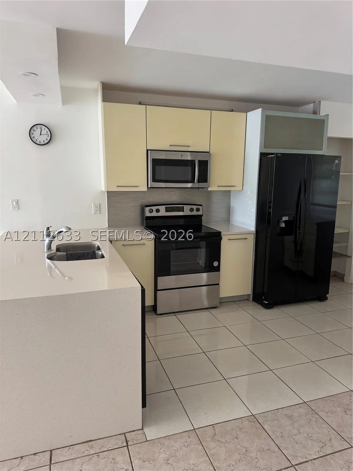 1770 NE 191st St #104-1