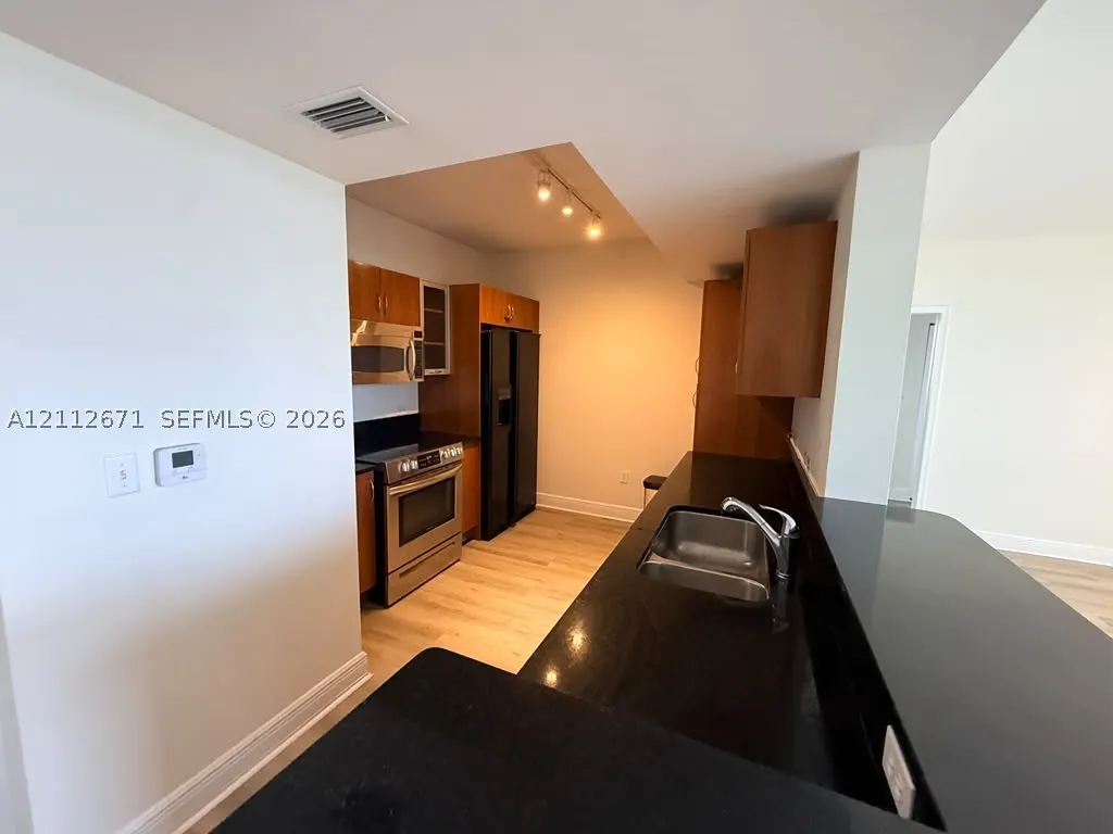 18800 NE 29th Ave #606