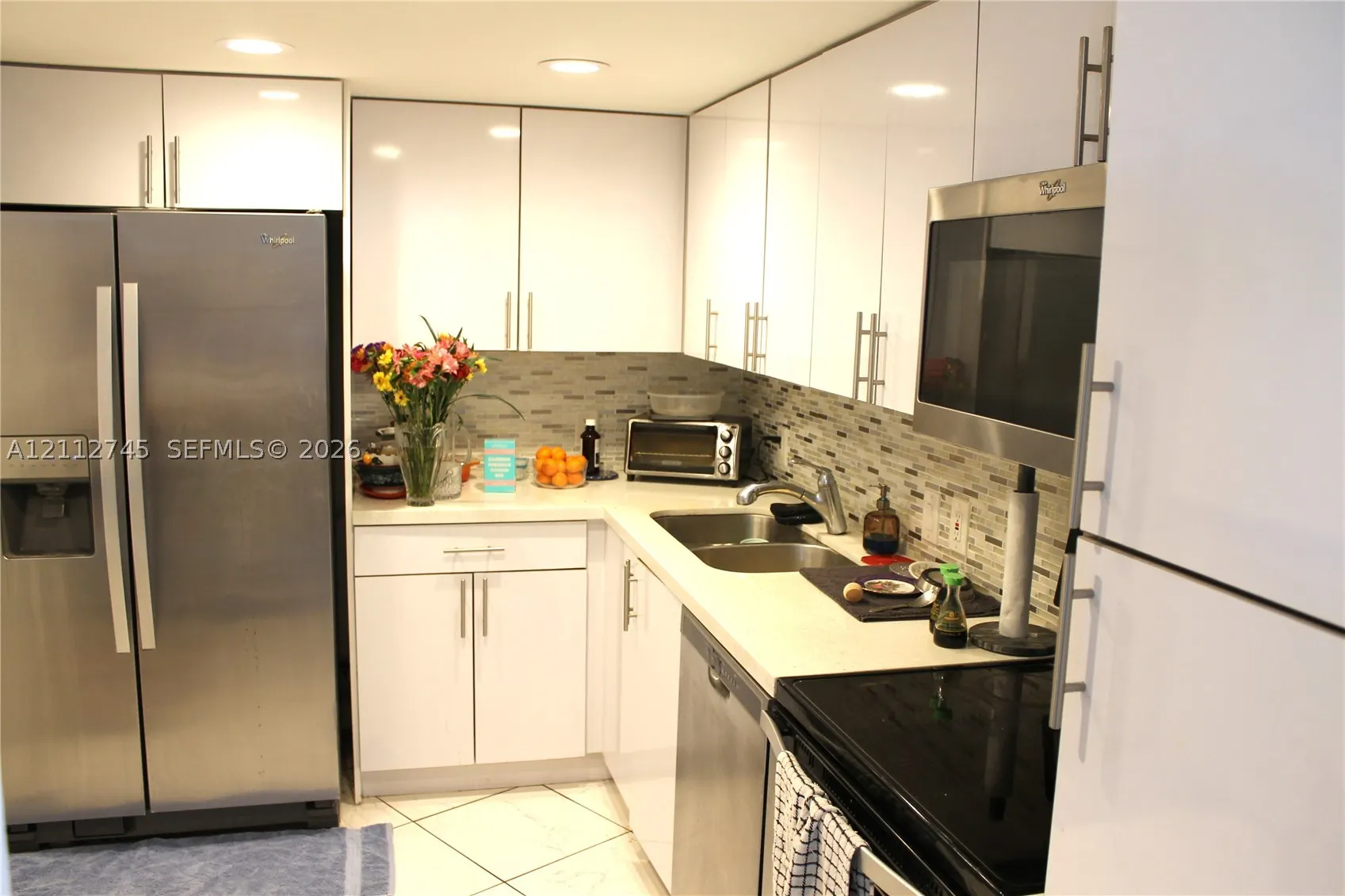 20500 W Country Club Dr #202
