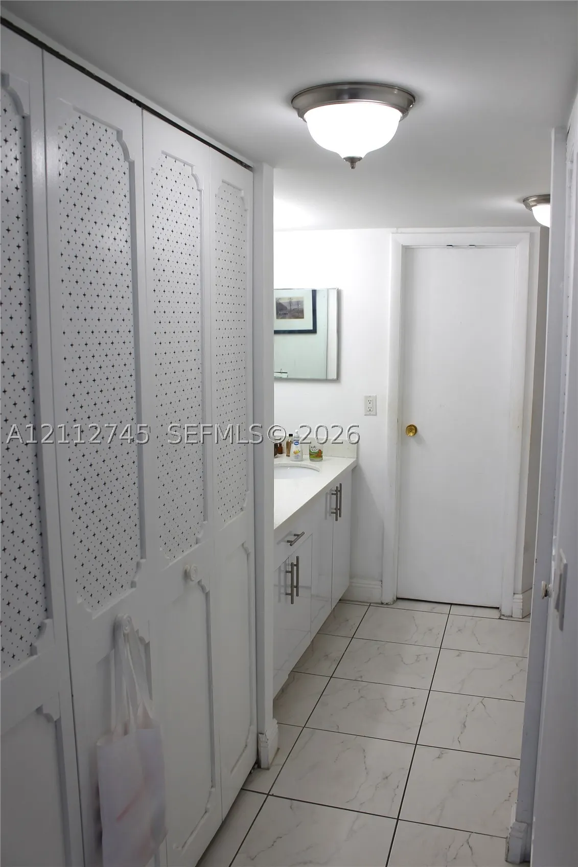 20500 W Country Club Dr #202