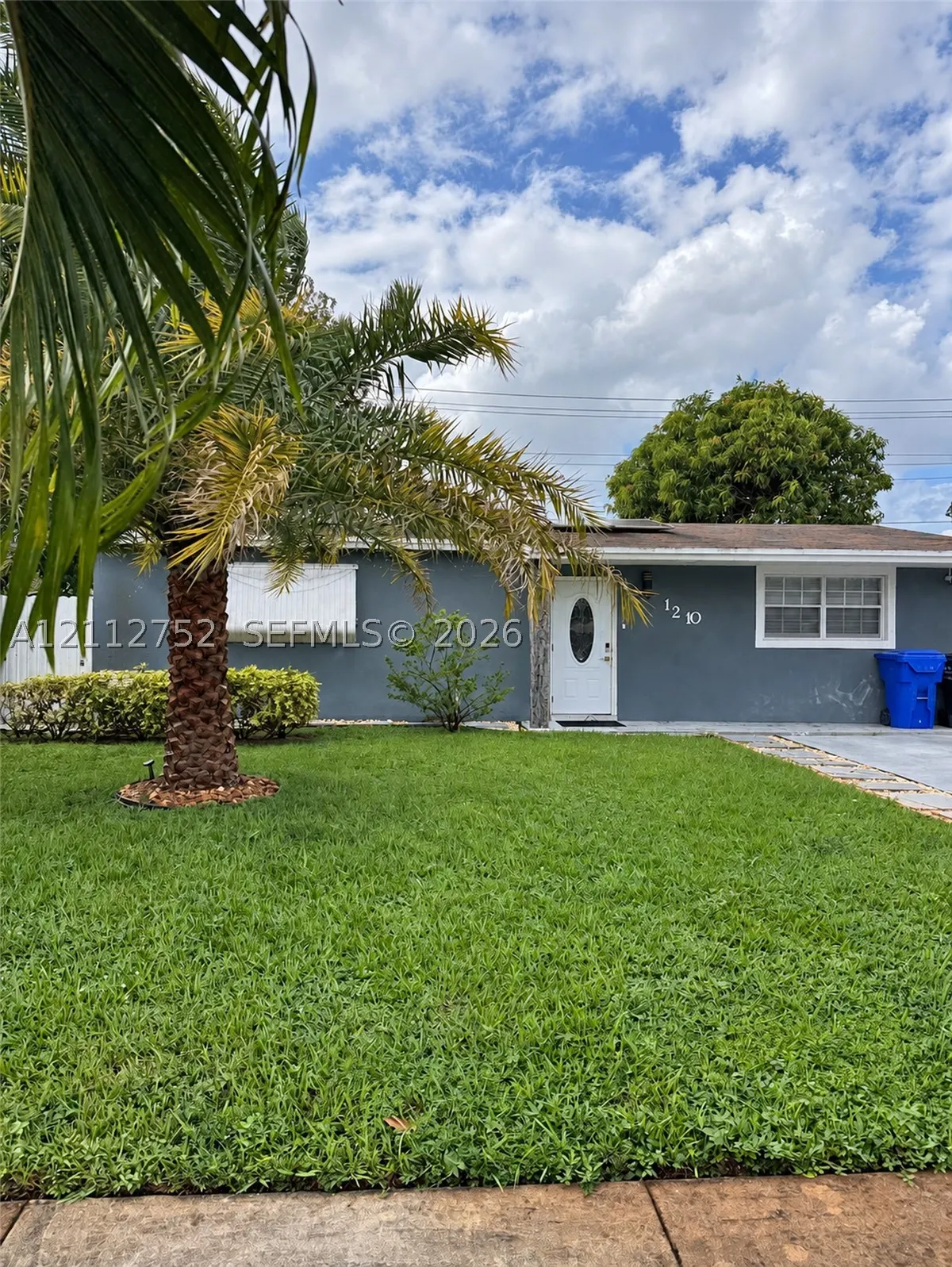 1210 N 71st Ave