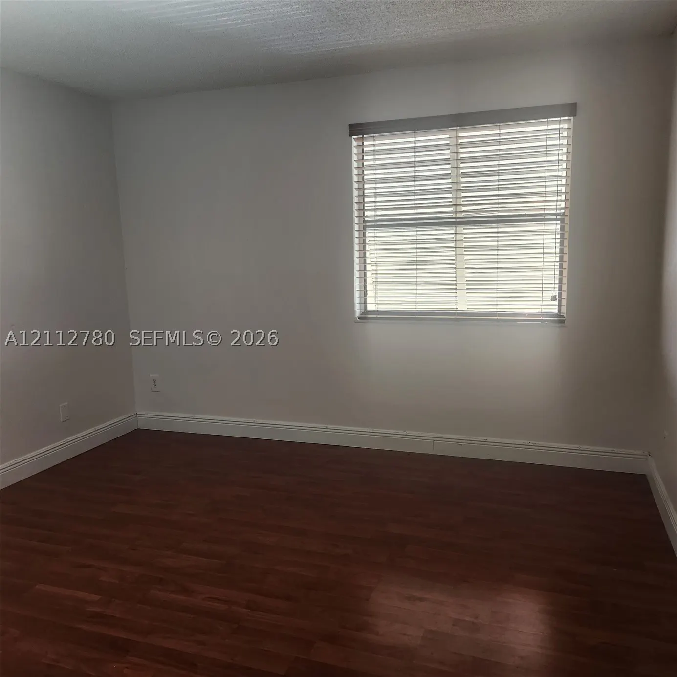 11011 S Lakeview Dr #11011