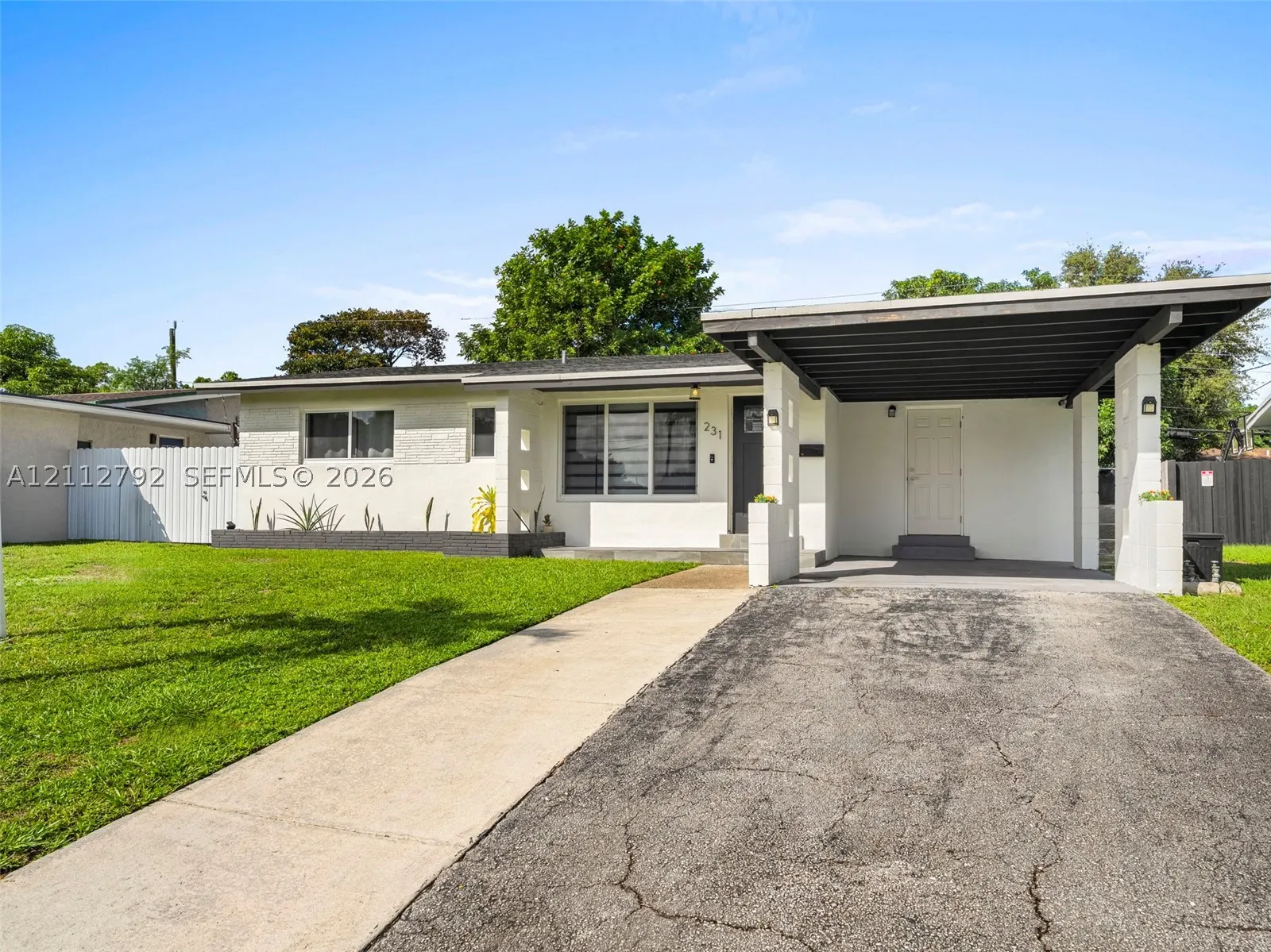 231 SW 28th Ter