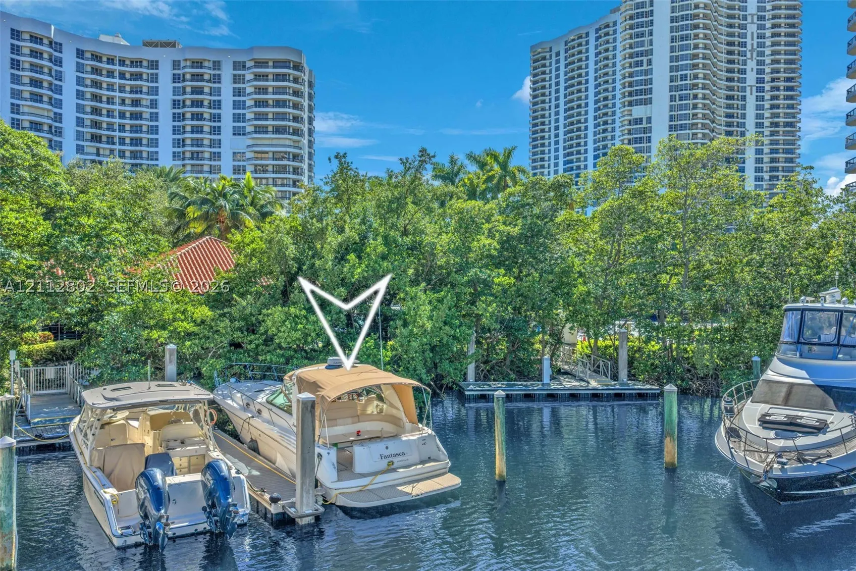 3575 Mystic Pointe Dr