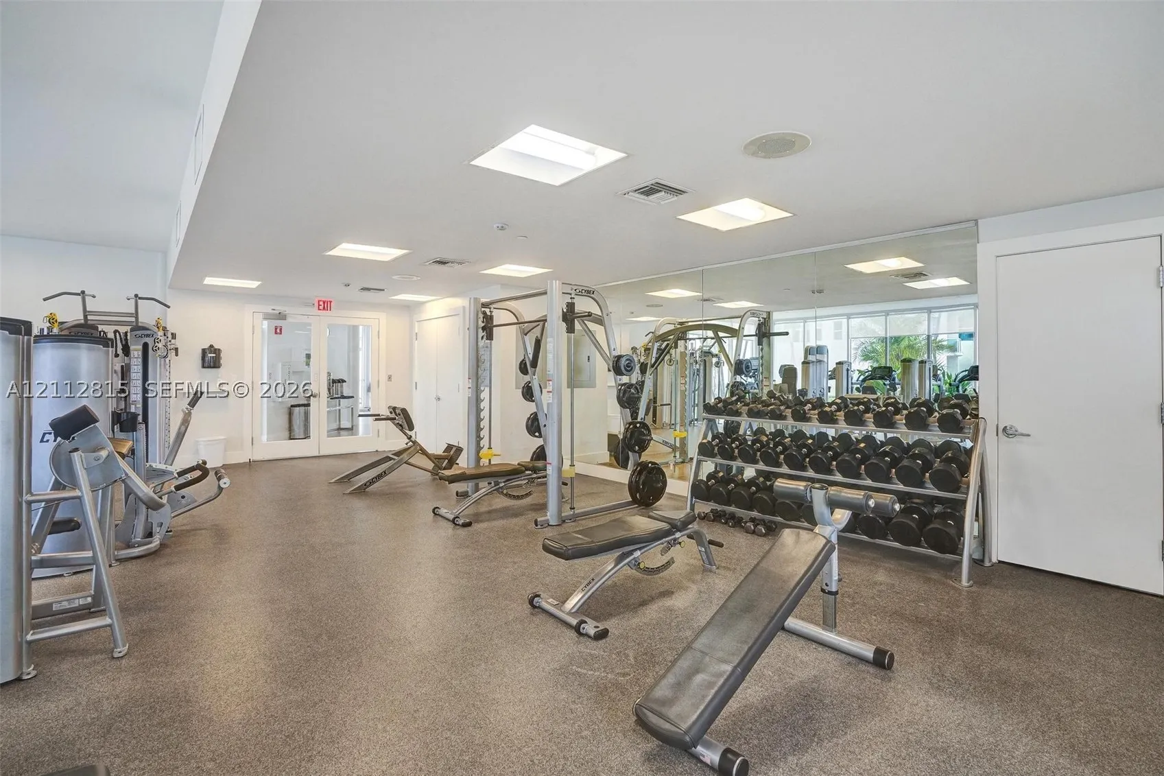 20281 E Country Club Dr #615