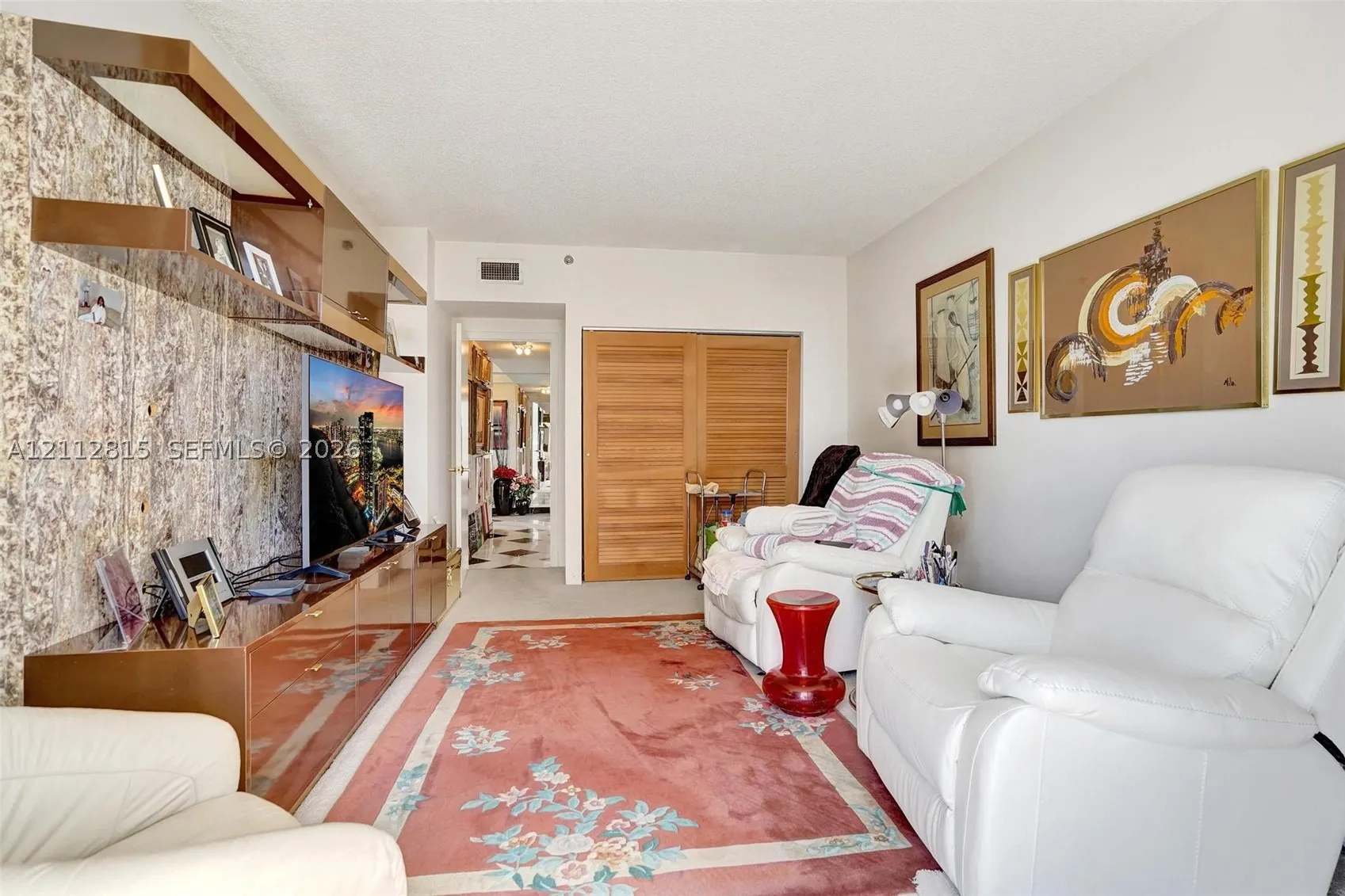20281 E Country Club Dr #615