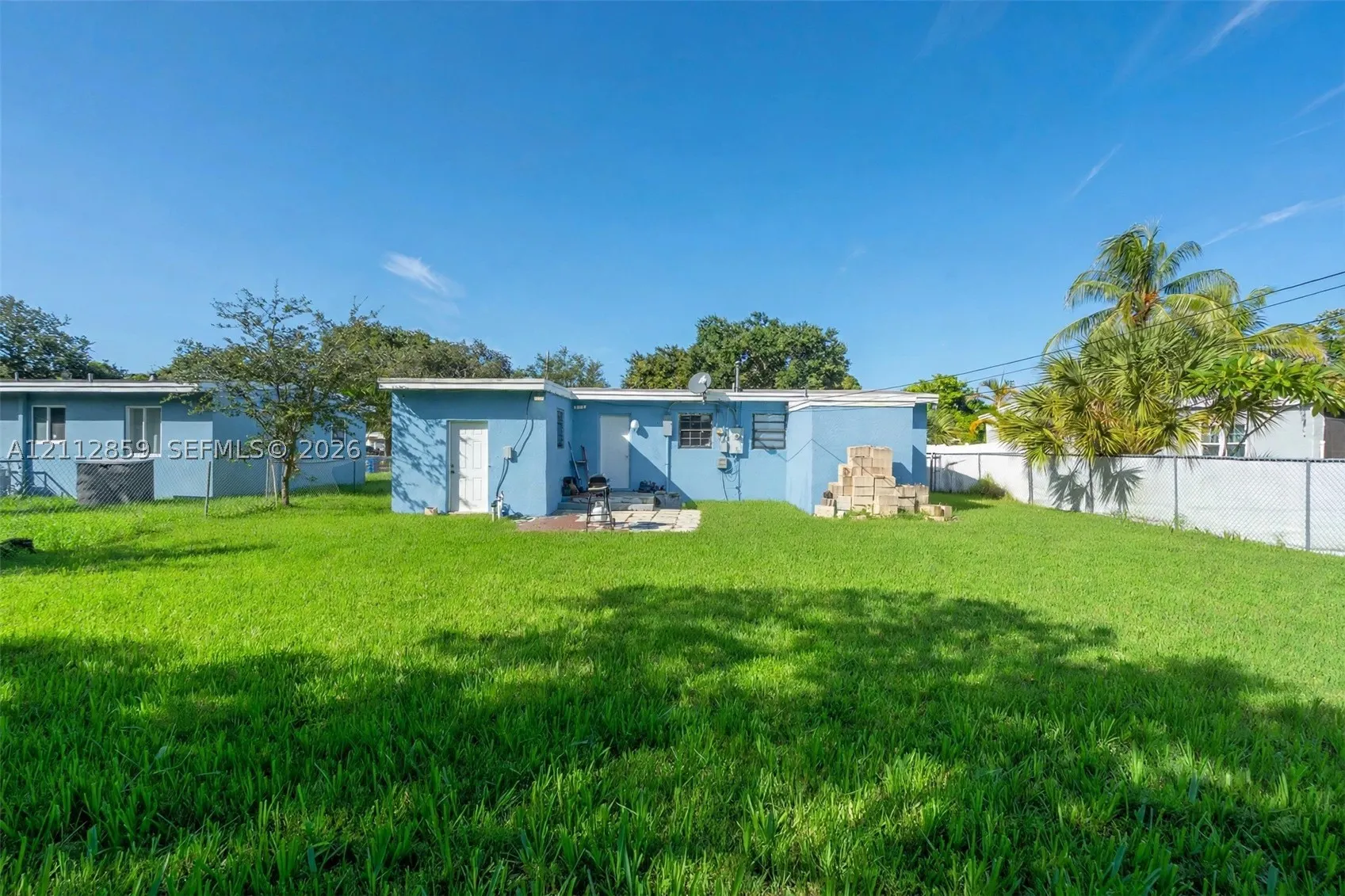 1207 Chateau Park Dr