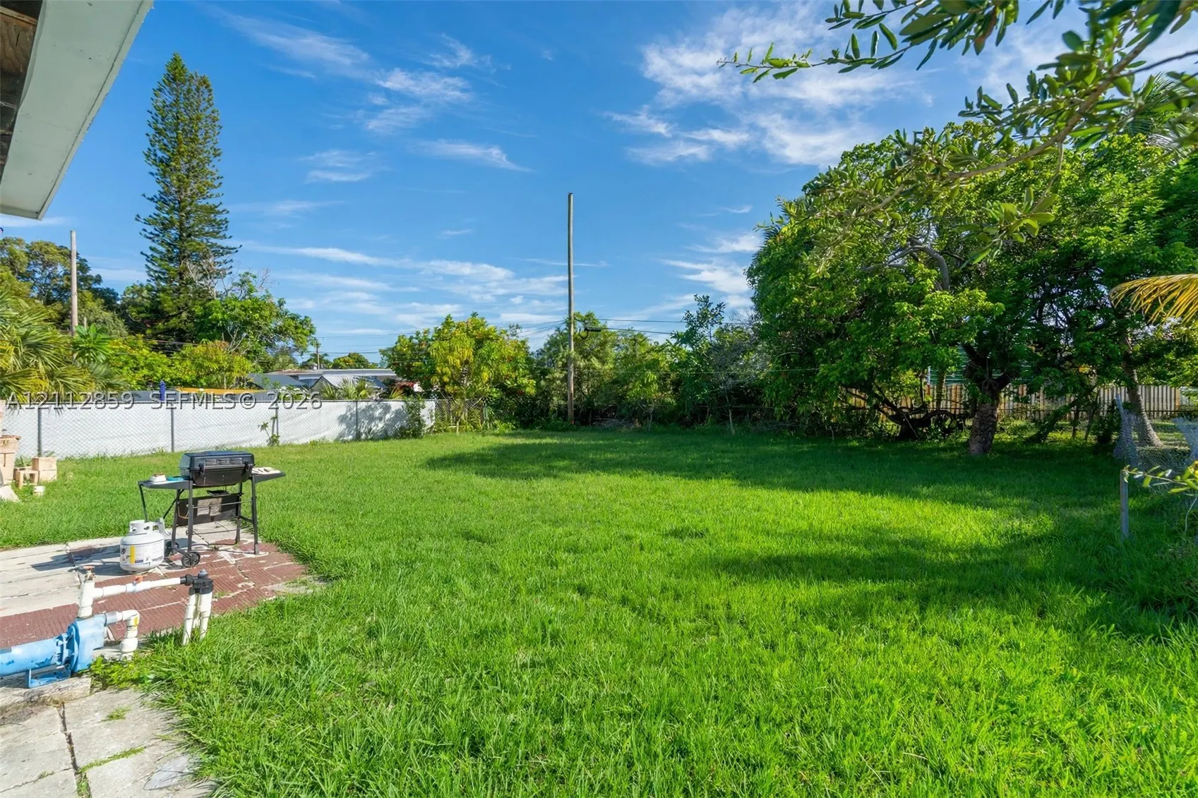 1207 Chateau Park Dr