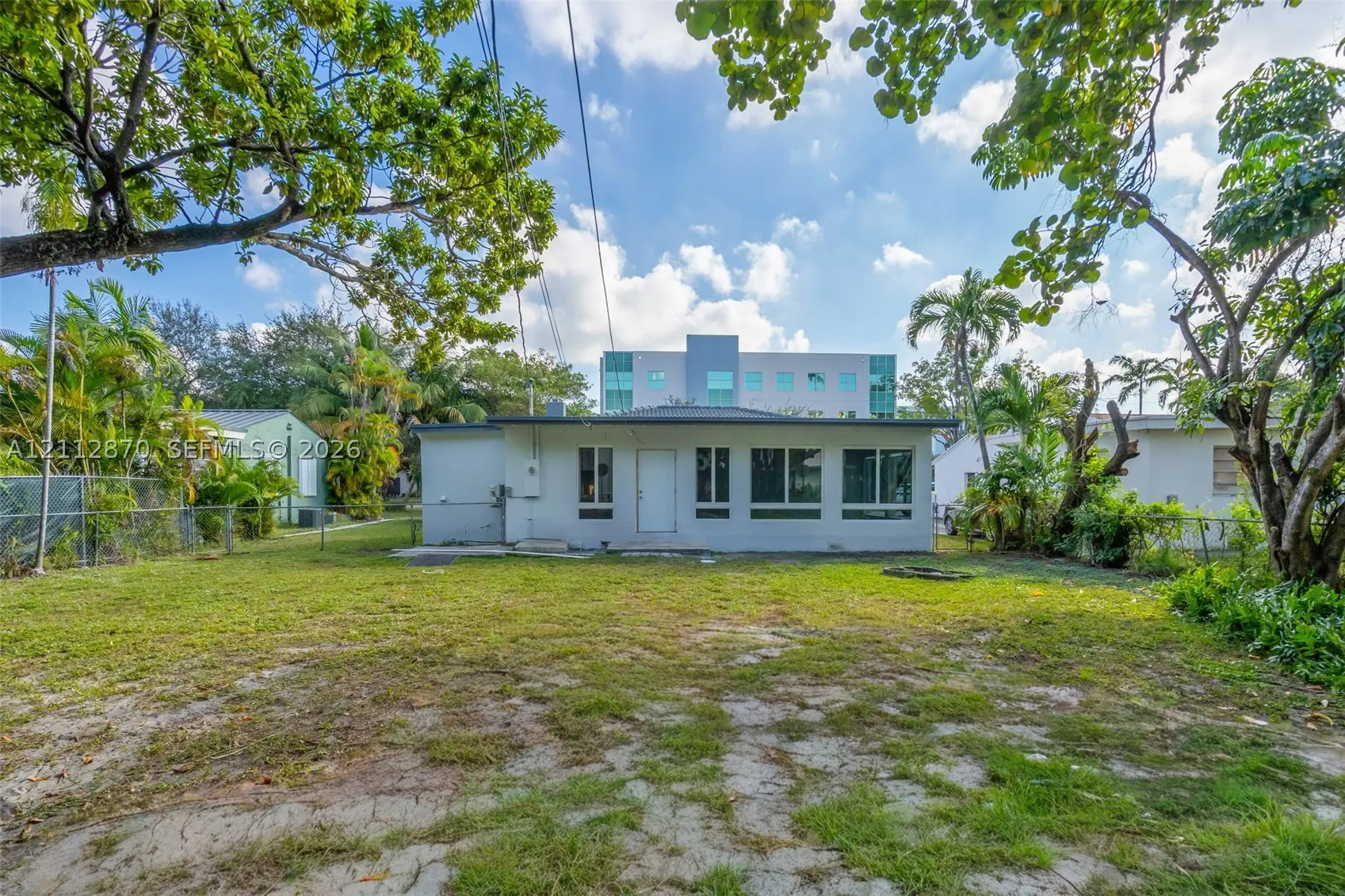 648 South Dr