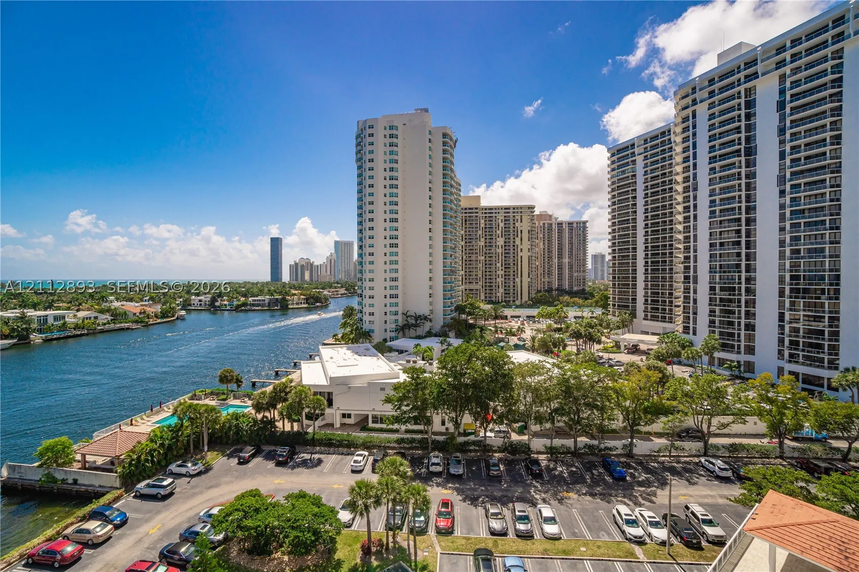 20515 E Country Club Dr #1048