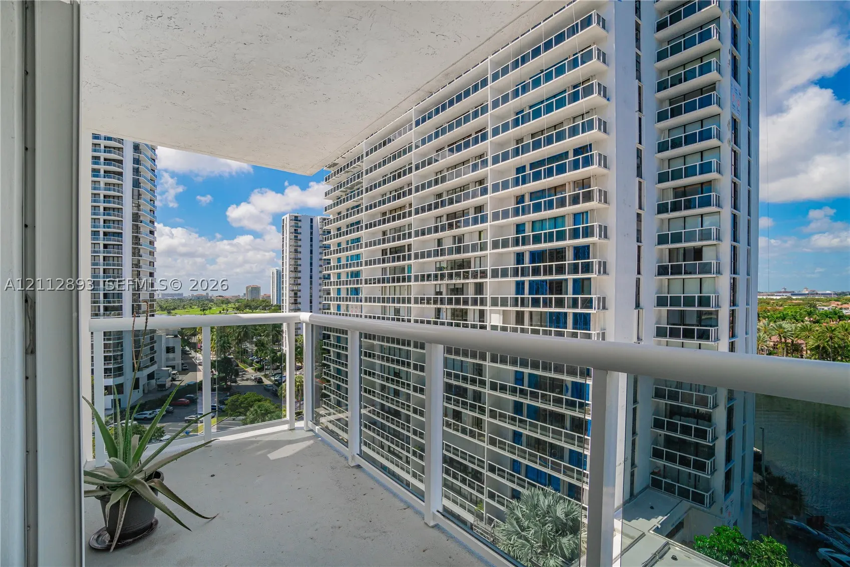 20515 E Country Club Dr #1048