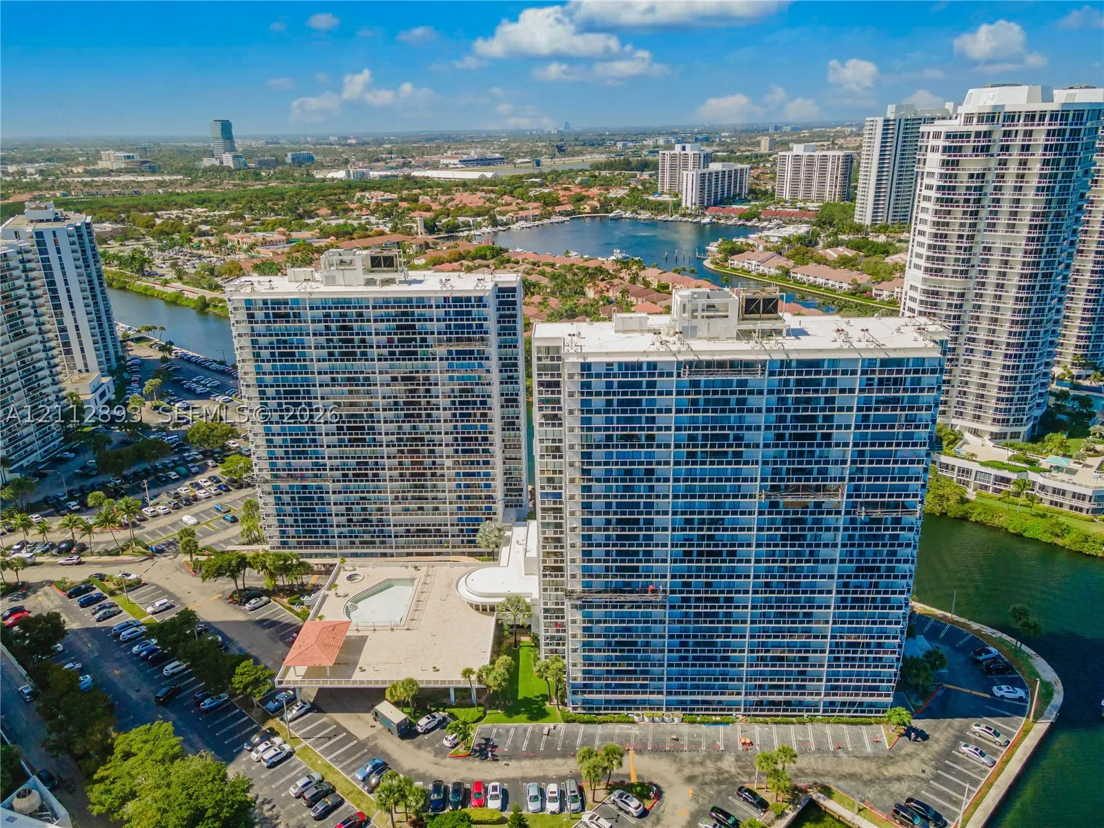 20515 E Country Club Dr #1048
