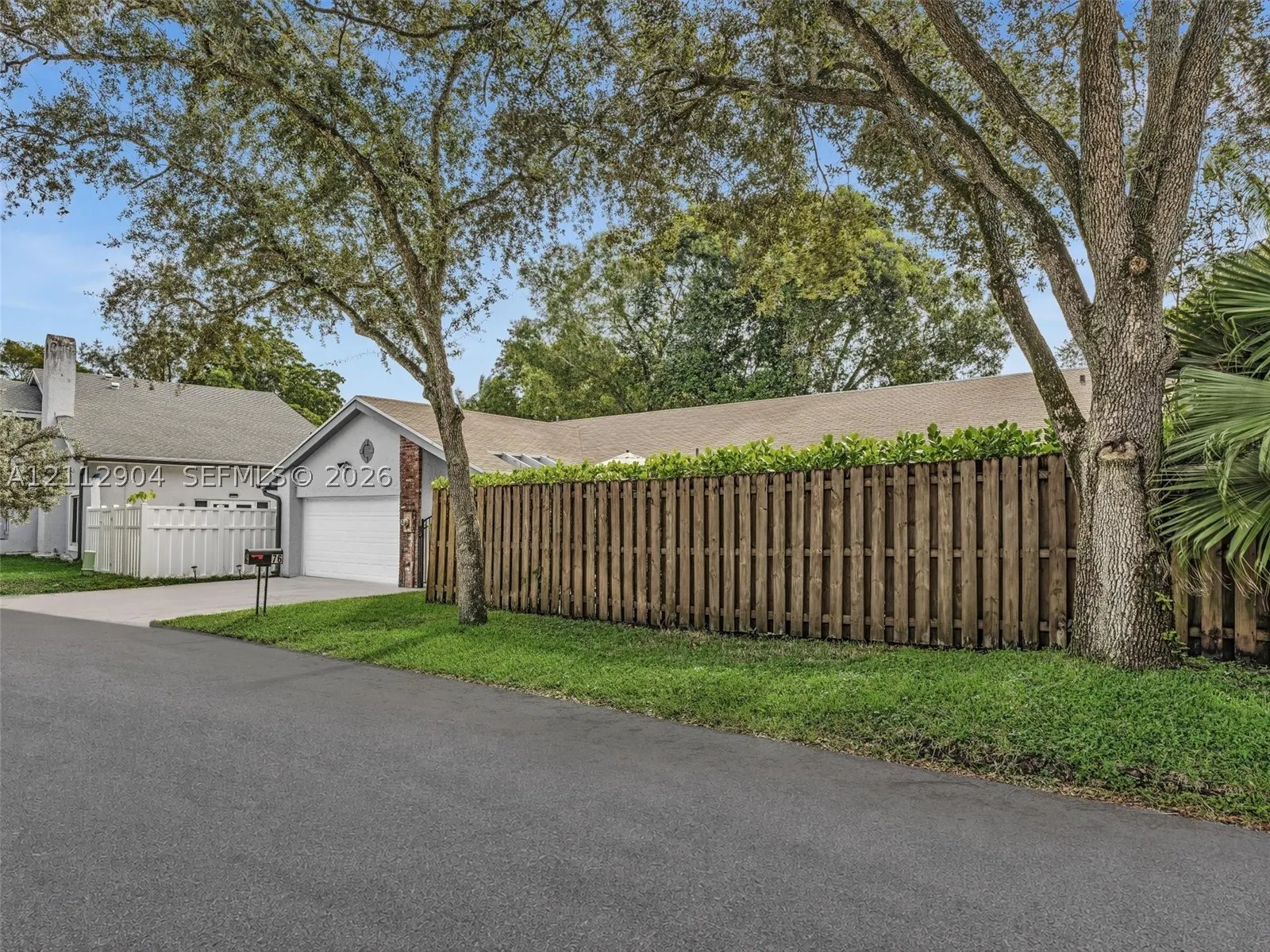 76 Forest Cir