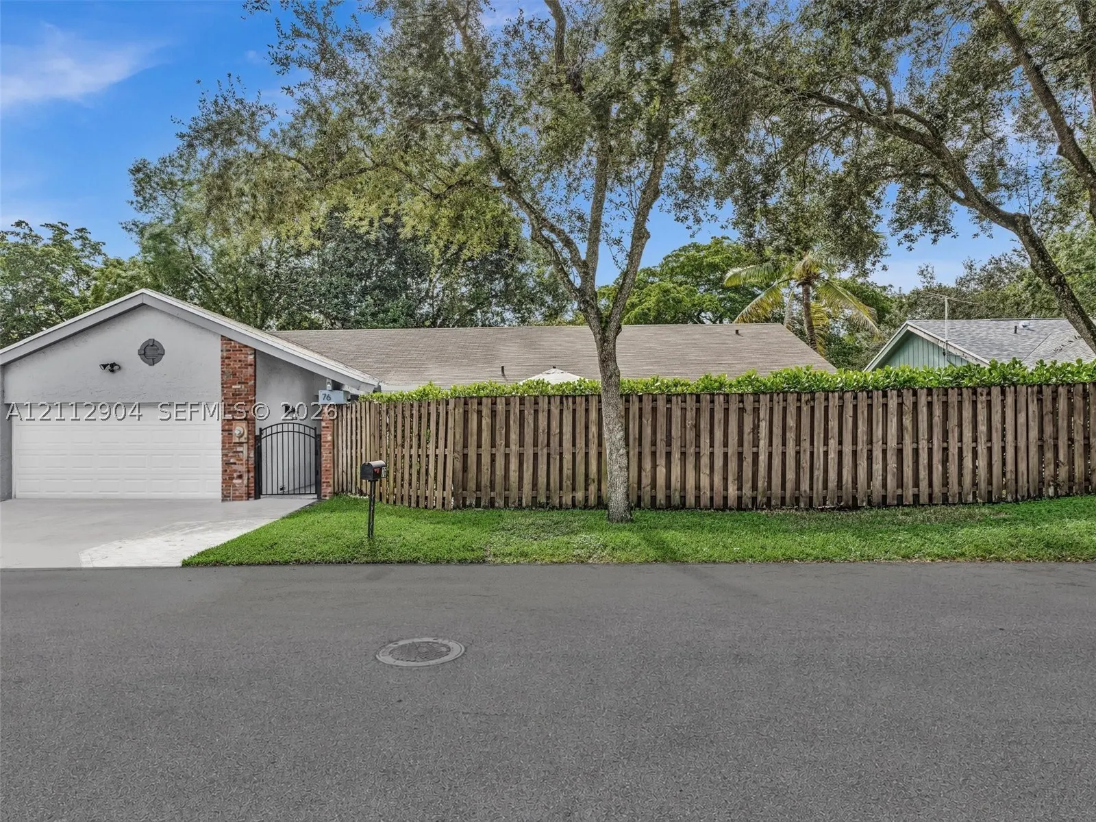 76 Forest Cir