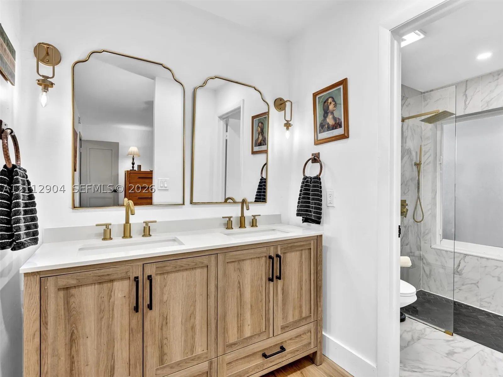 76 Forest Cir