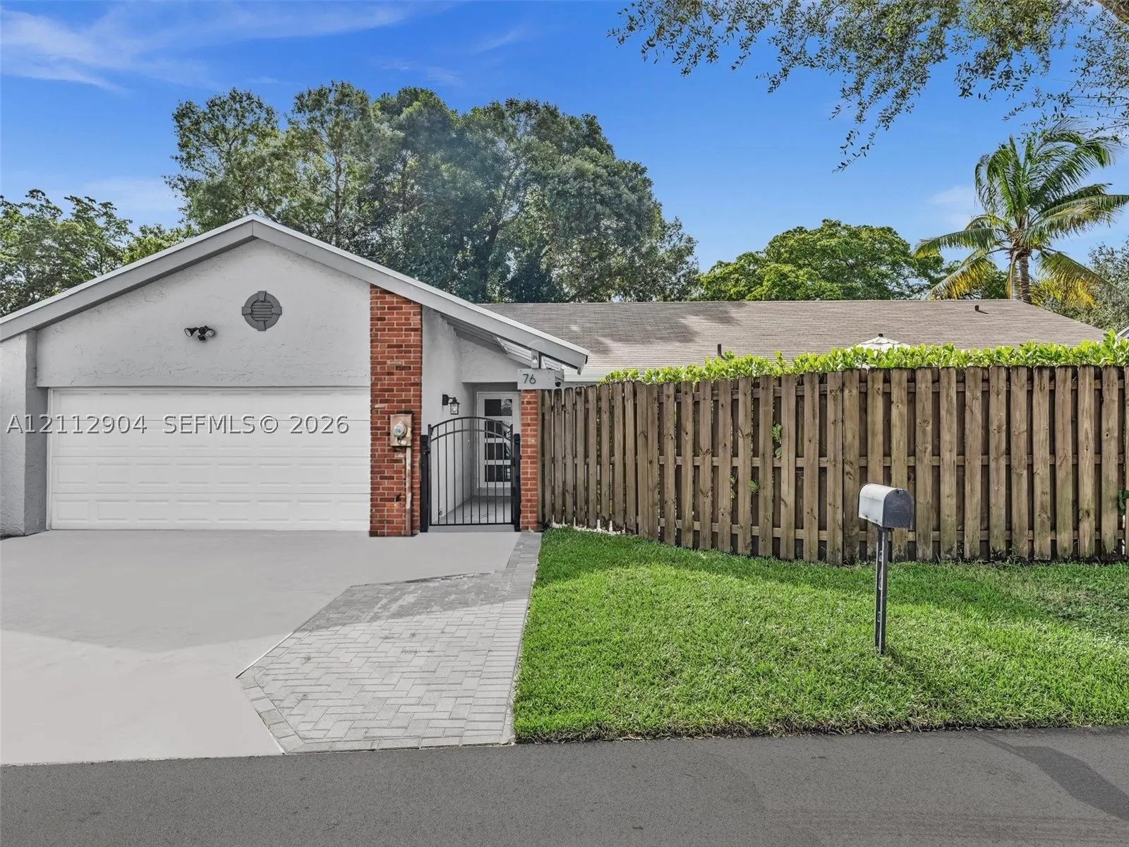 76 Forest Cir