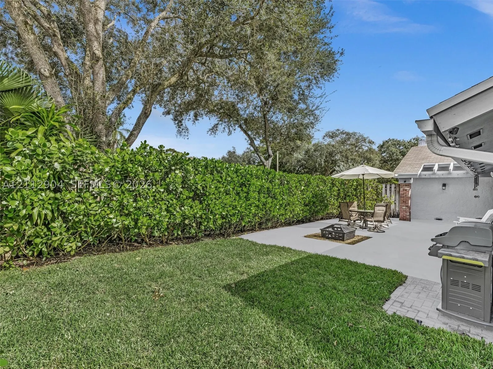 76 Forest Cir