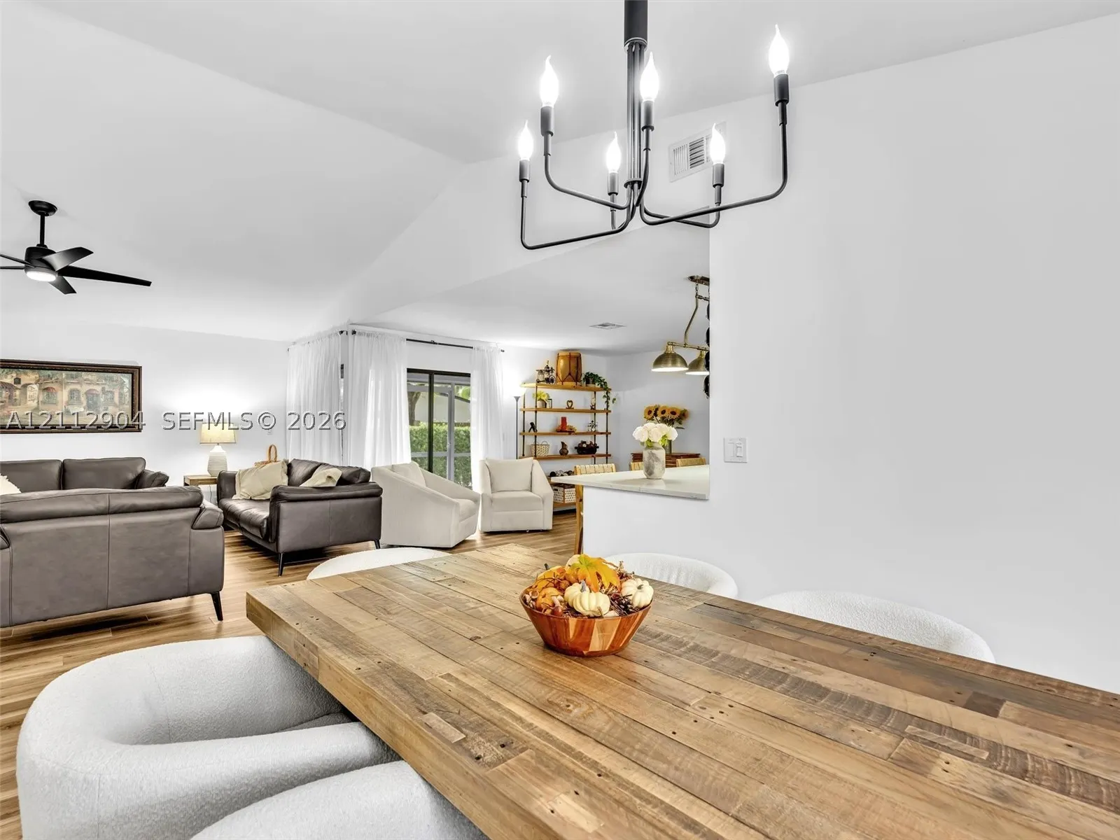 76 Forest Cir