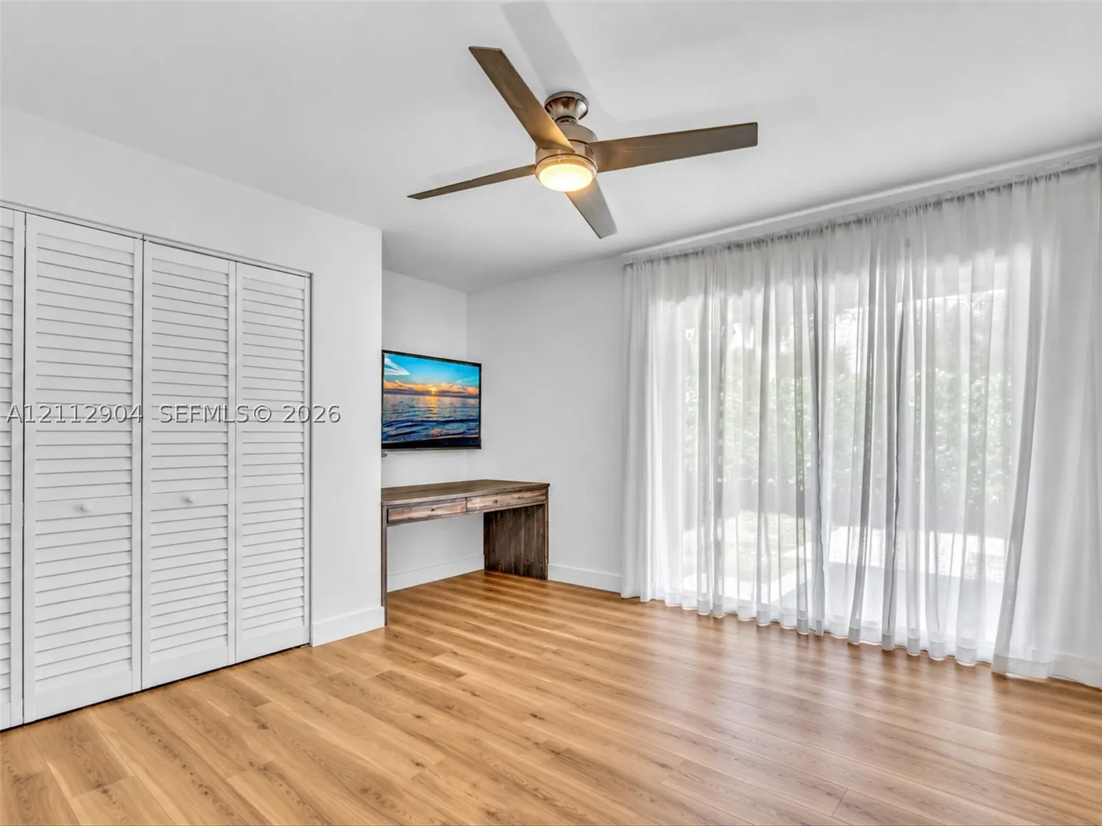 76 Forest Cir